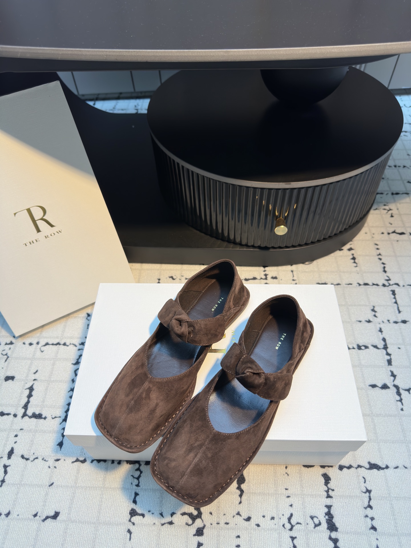 The Row Square-Toe Bow Mary Jane Flats - Comfortable & Stylish 4 i1746610497879 3079 0 2