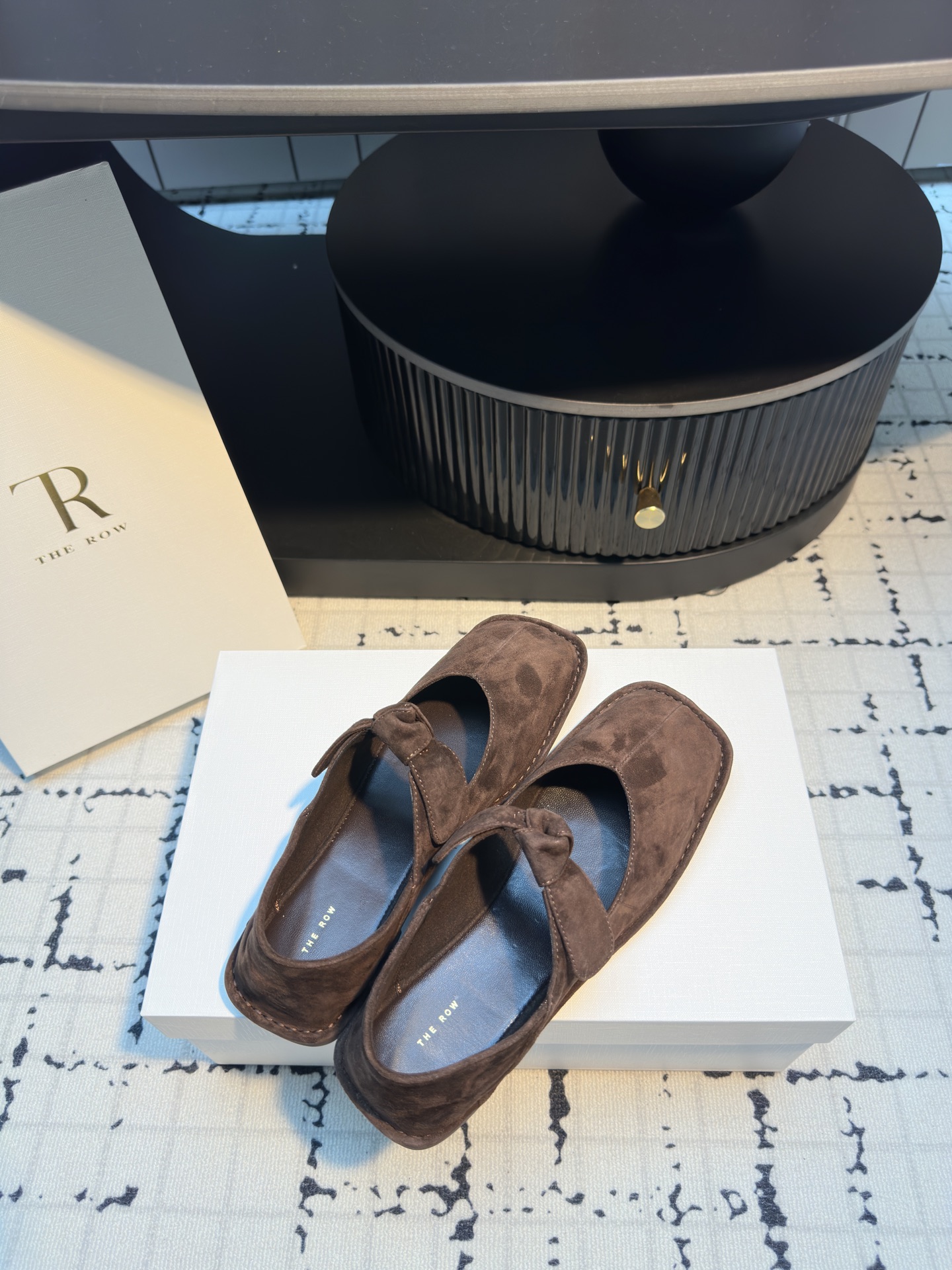 The Row Square-Toe Bow Mary Jane Flats - Comfortable & Stylish 7 i1746610499528 9451 0 5