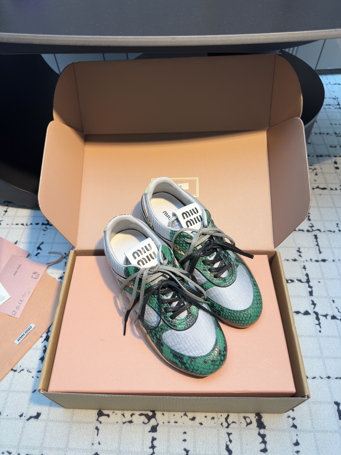 [Miu Miu Women
