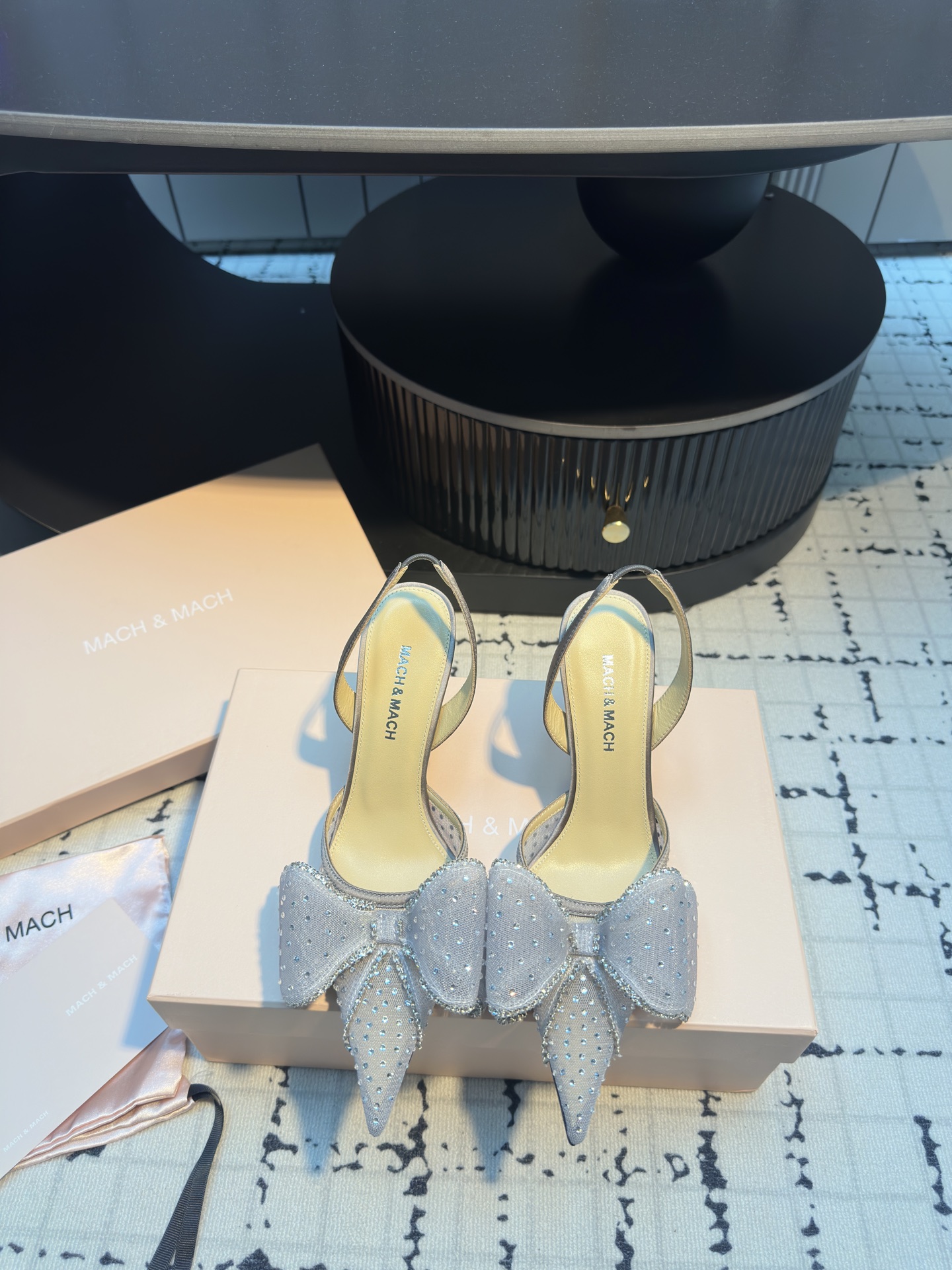Luxury Crystal Sandals with Italian Silk: Mach & Mach 25s Collection
