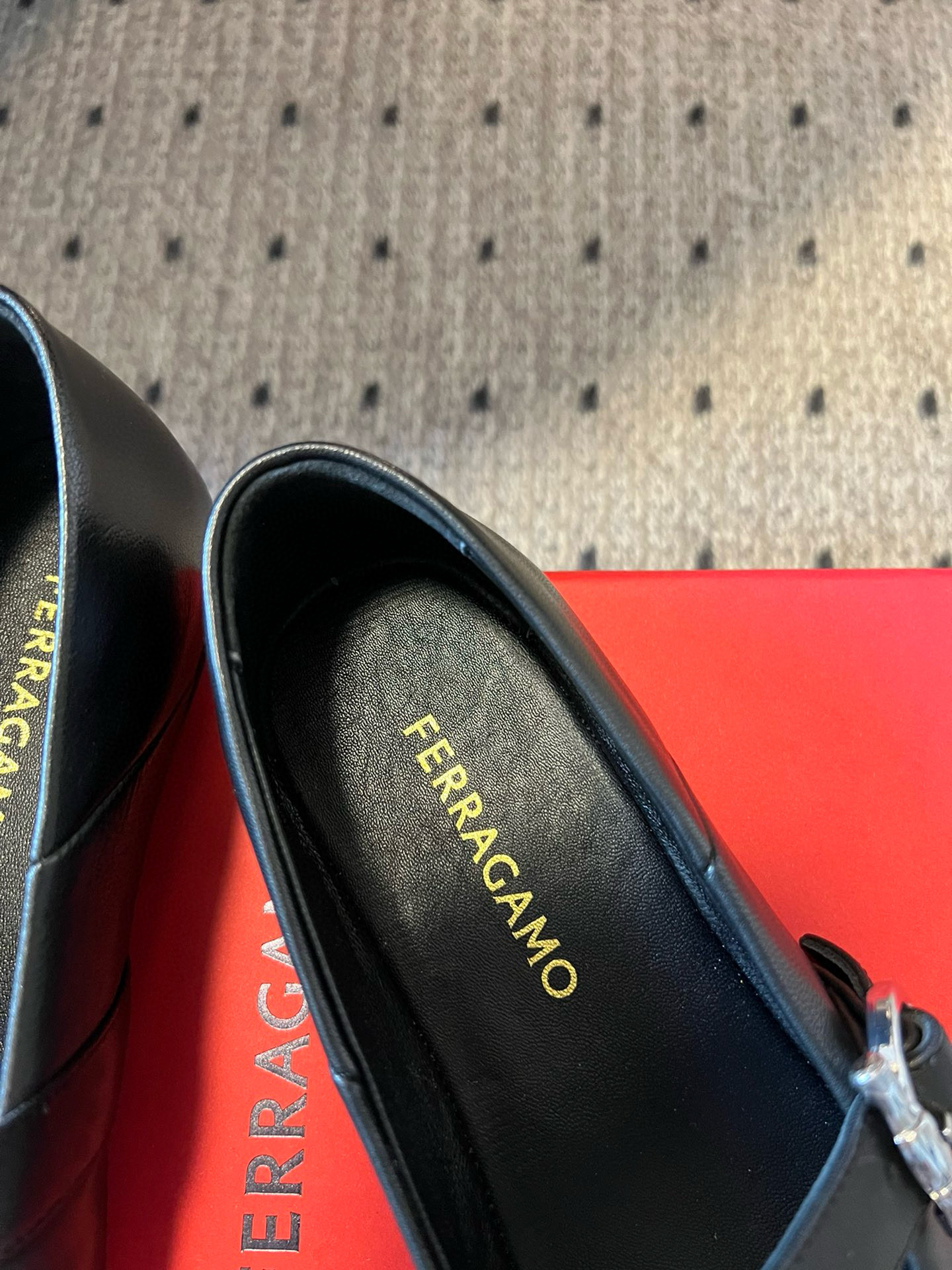 Review: Gancini Ballet Shoes offer modern style and comfort with high-quality design. - 图片 4