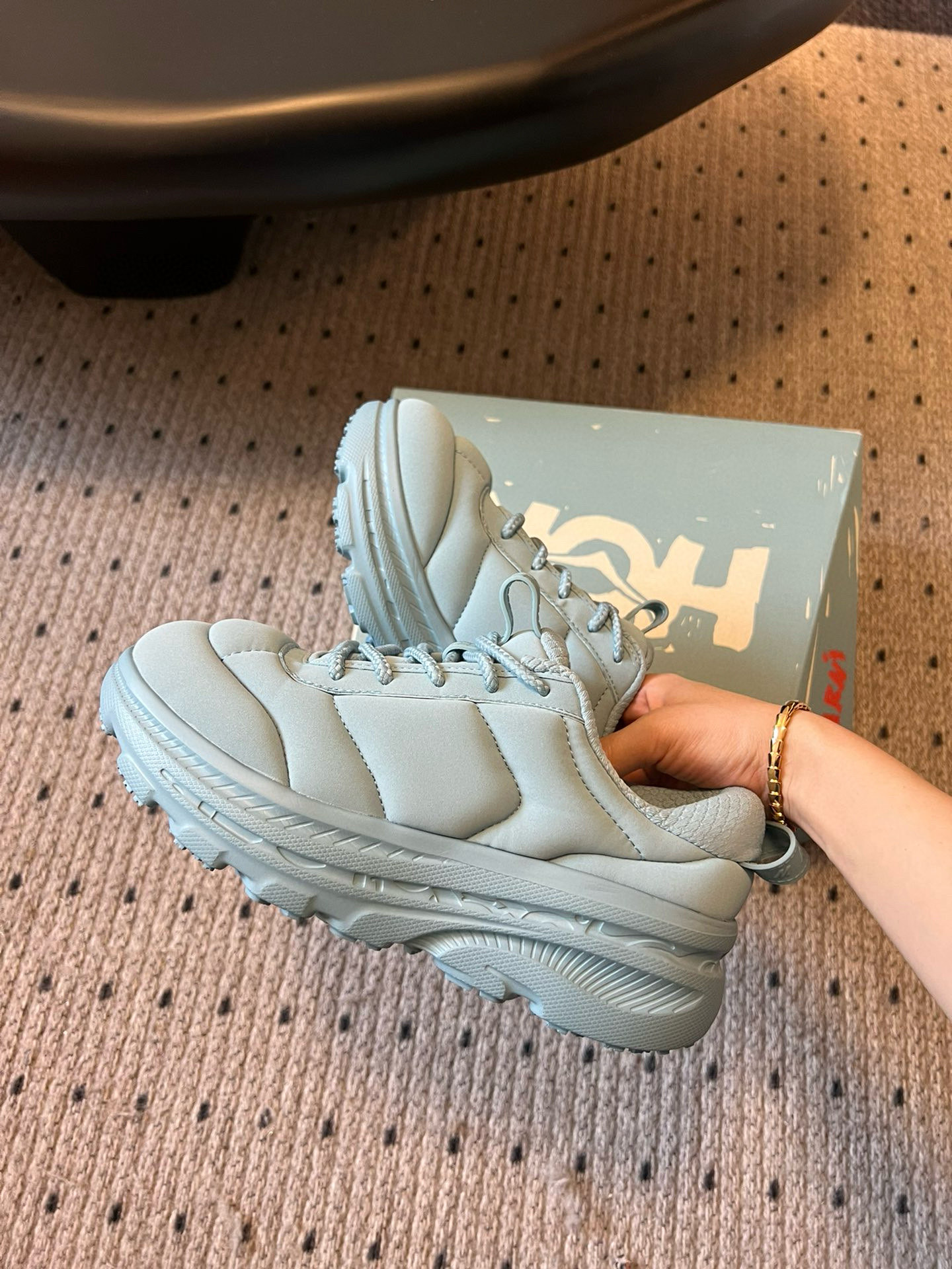 Marni x Hoka Bondi B3: Fashionable and Comfortable Puffy-Bread Sneakers - 图片 7