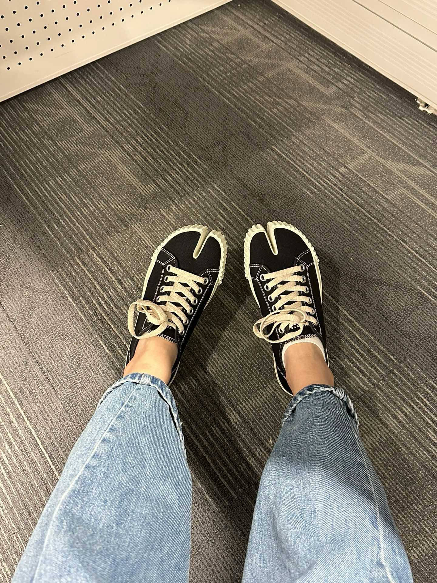 NO:421376,Super versatile and cute~Baby boys~ Come and plant grass, split toe shoes19860909超级百搭又可爱～宝子们～快来种草吧,分趾鞋,Women's Shoes