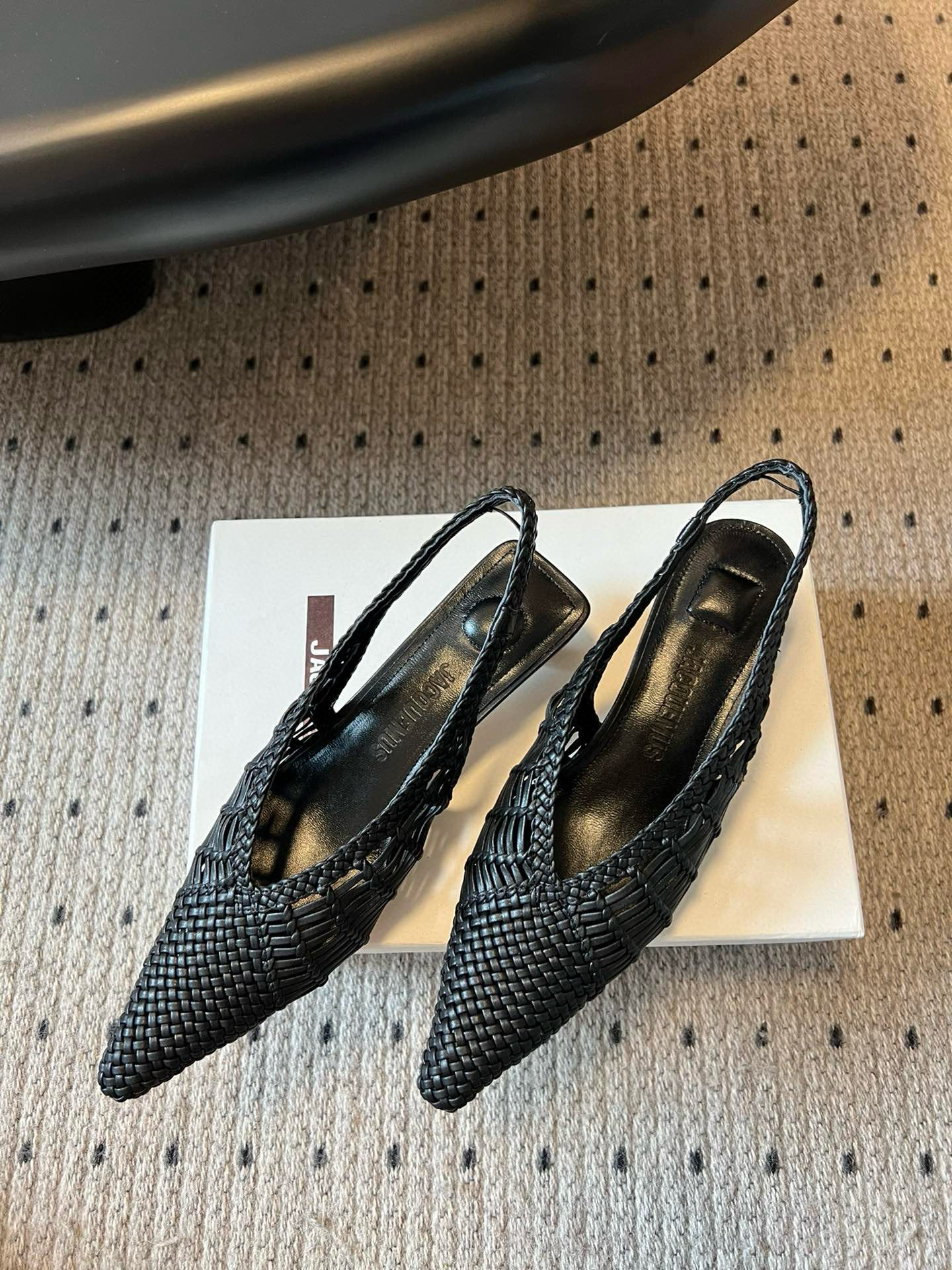 Jacquemus 25SS Pointy Knitting Shoes: Sheepskin, Size 35/40, London Flagship Store - 图片 3