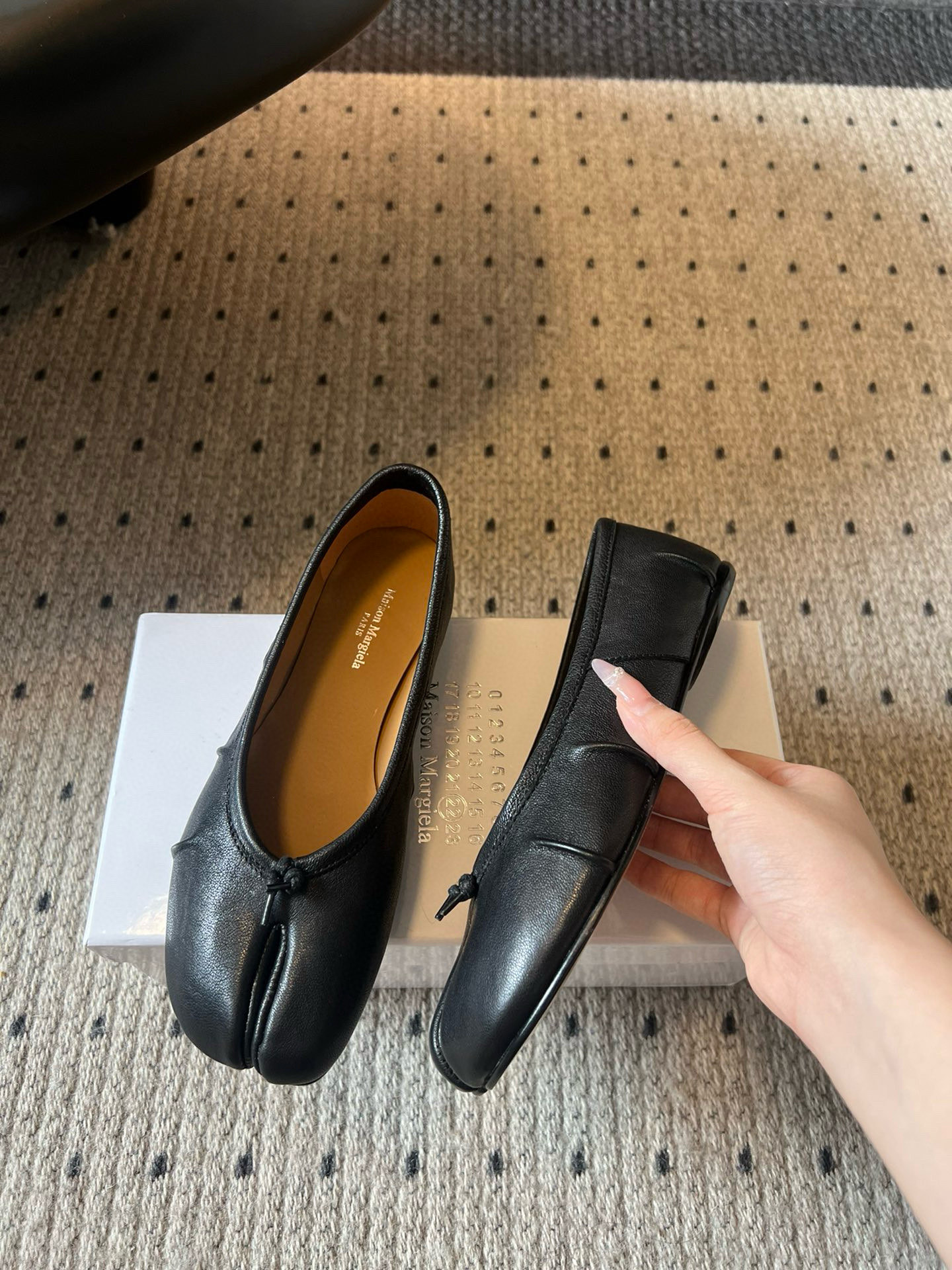 Maison Margiela MM6 Magella Ballet Shoes with Original Double-Skinned Soles. - 图片 4