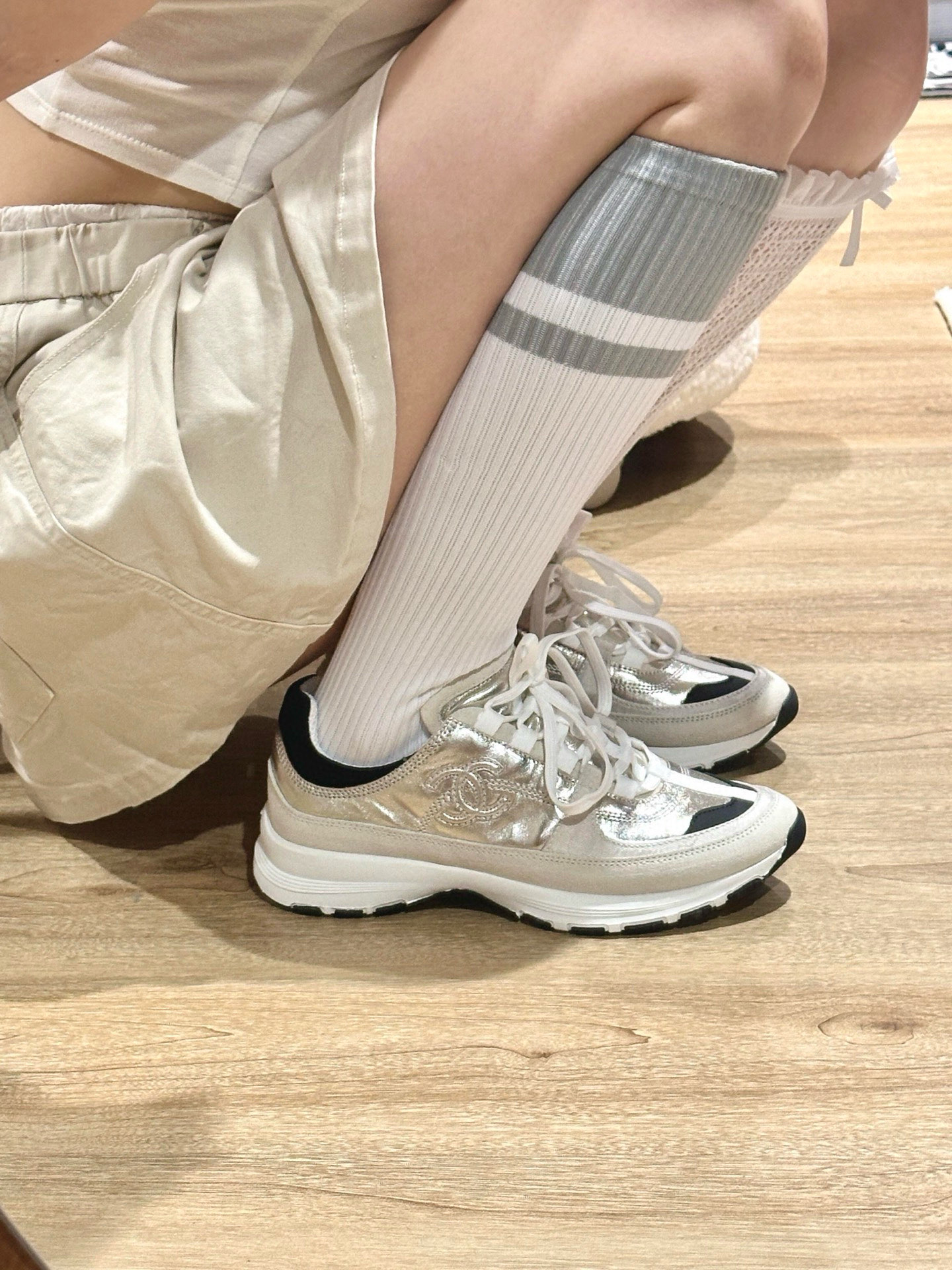 NO:705737,It’s hard not to be moved by the light gold color. I really fell in love with this color scheme at first glance. Dad shoes.19860909浅金色 很难不心动 这个配色真的看一眼喜欢上了,老爹鞋,Women's Shoes