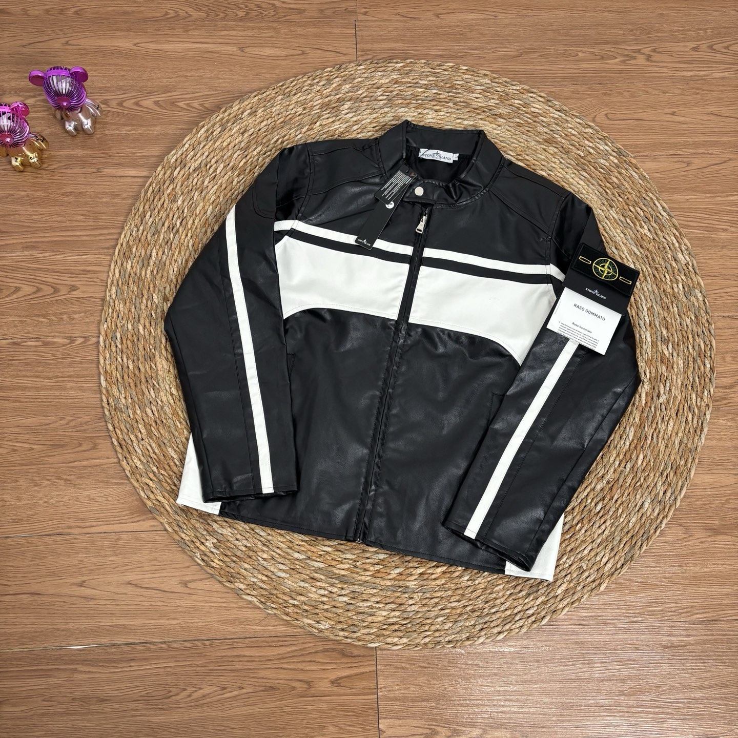 Alternative view of Jacket 04285