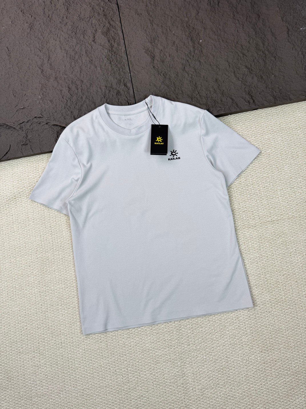 Alternative view of T-Shirt 08386
