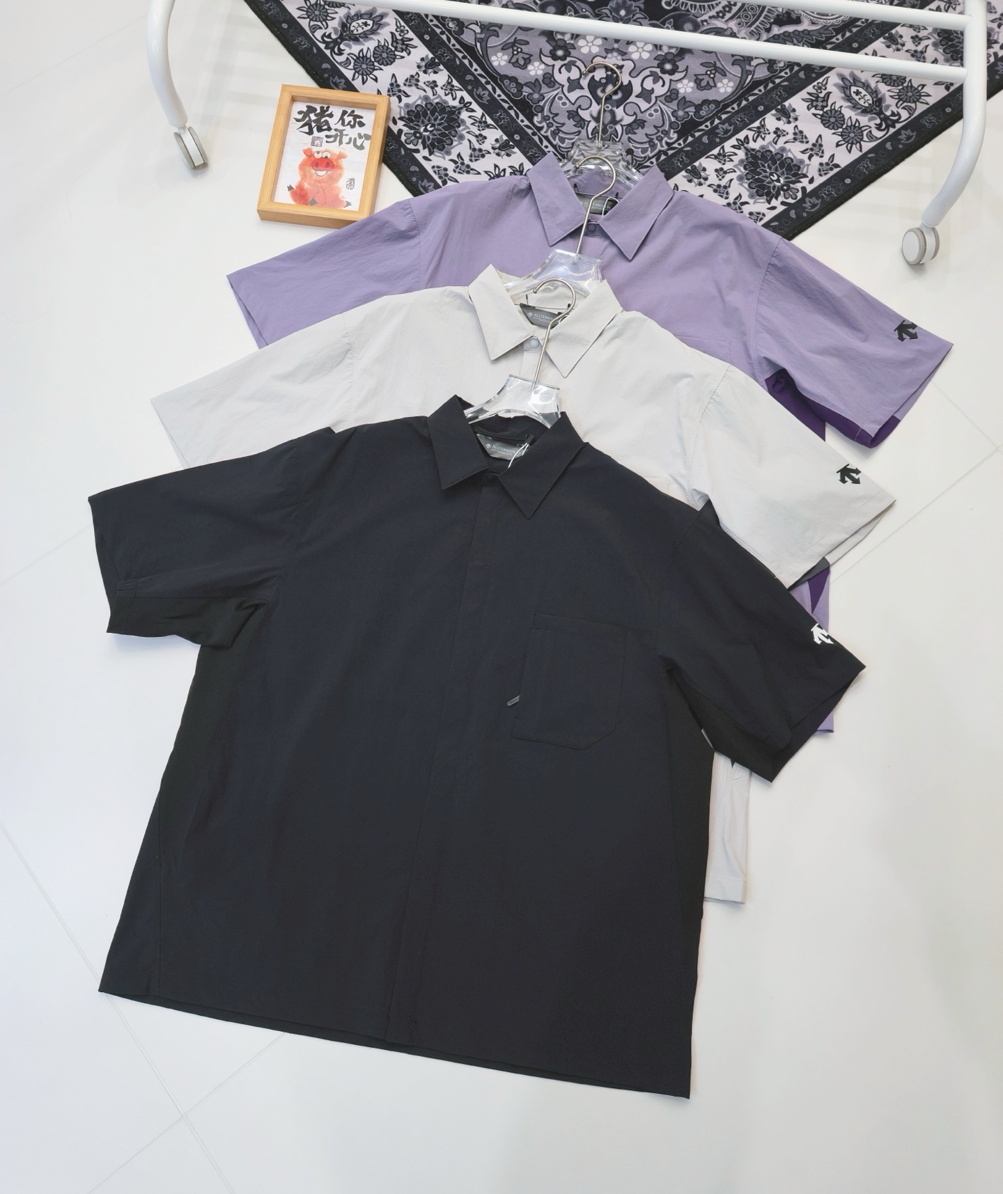 Alternative view of T-Shirt 05942