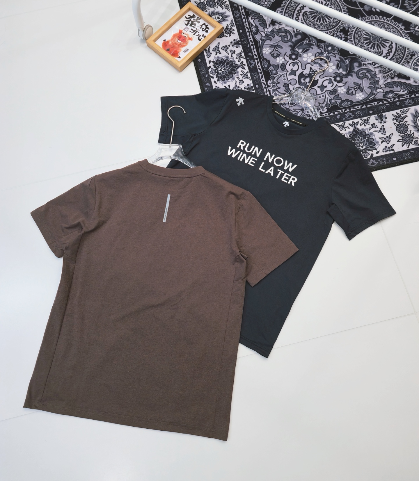 Alternative view of T-Shirt 05927
