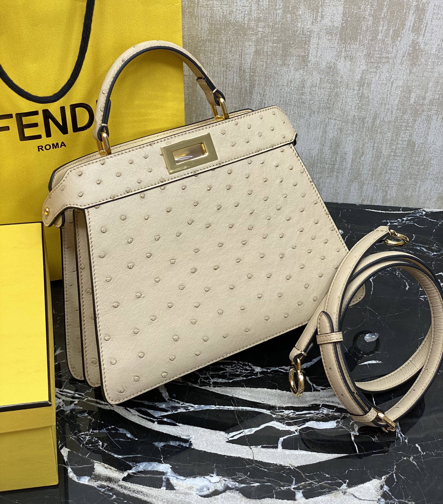 Fendi Single picture:
