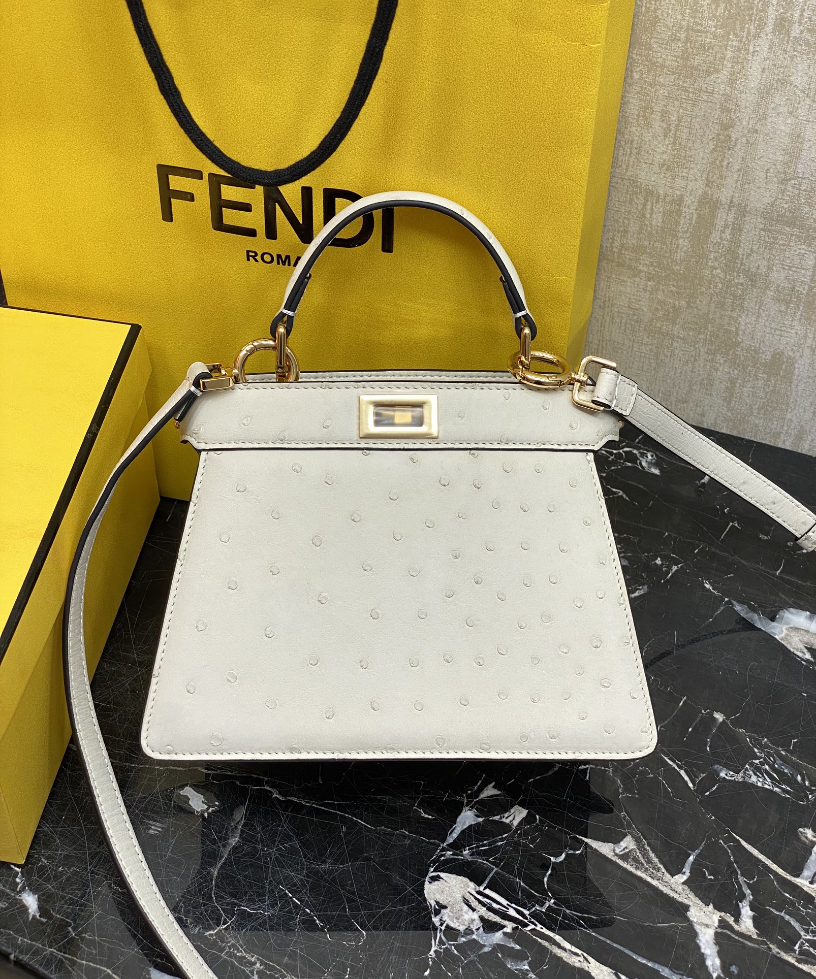 Fendi Single picture: have stock