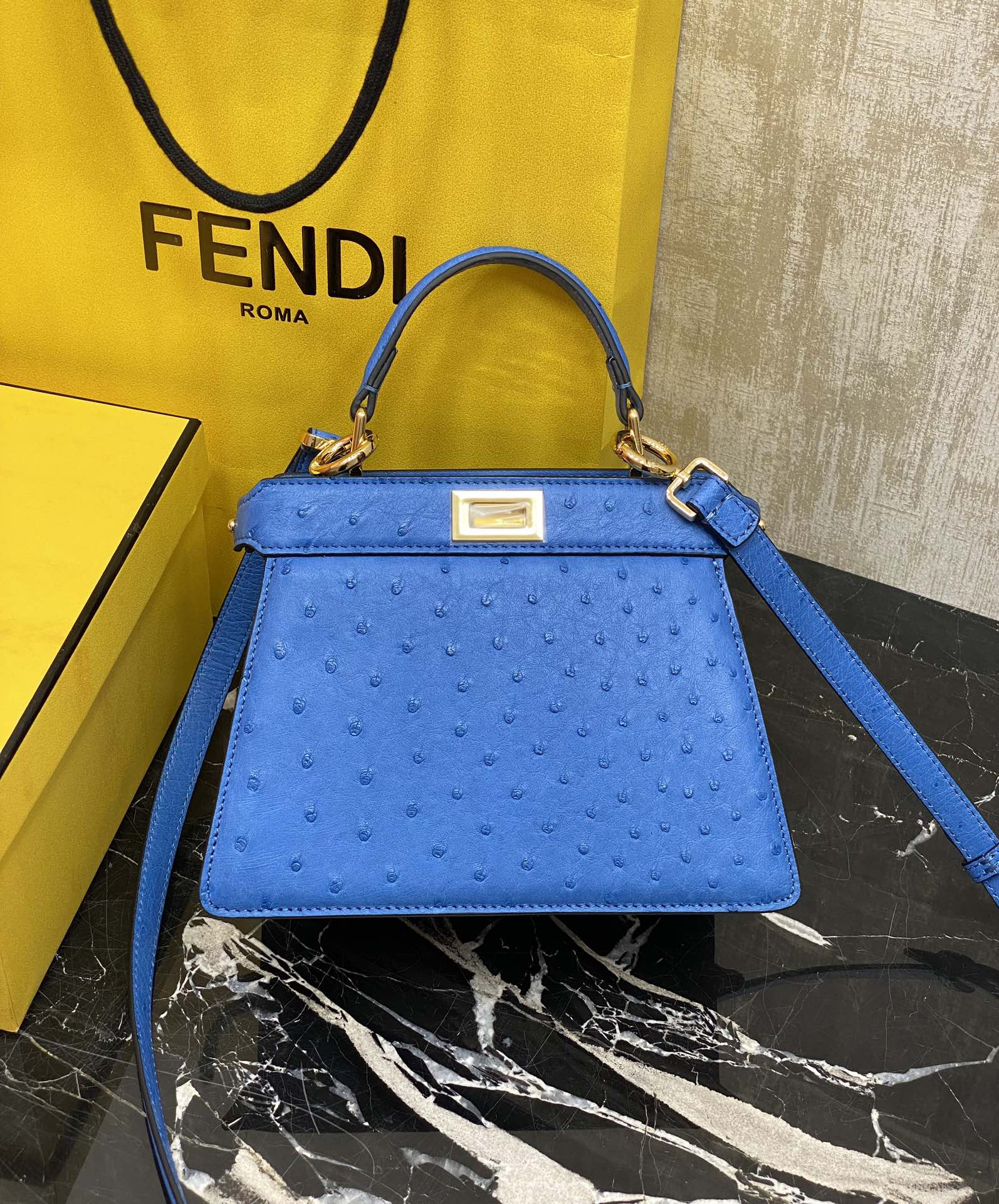 Fendi Single picture: have stock