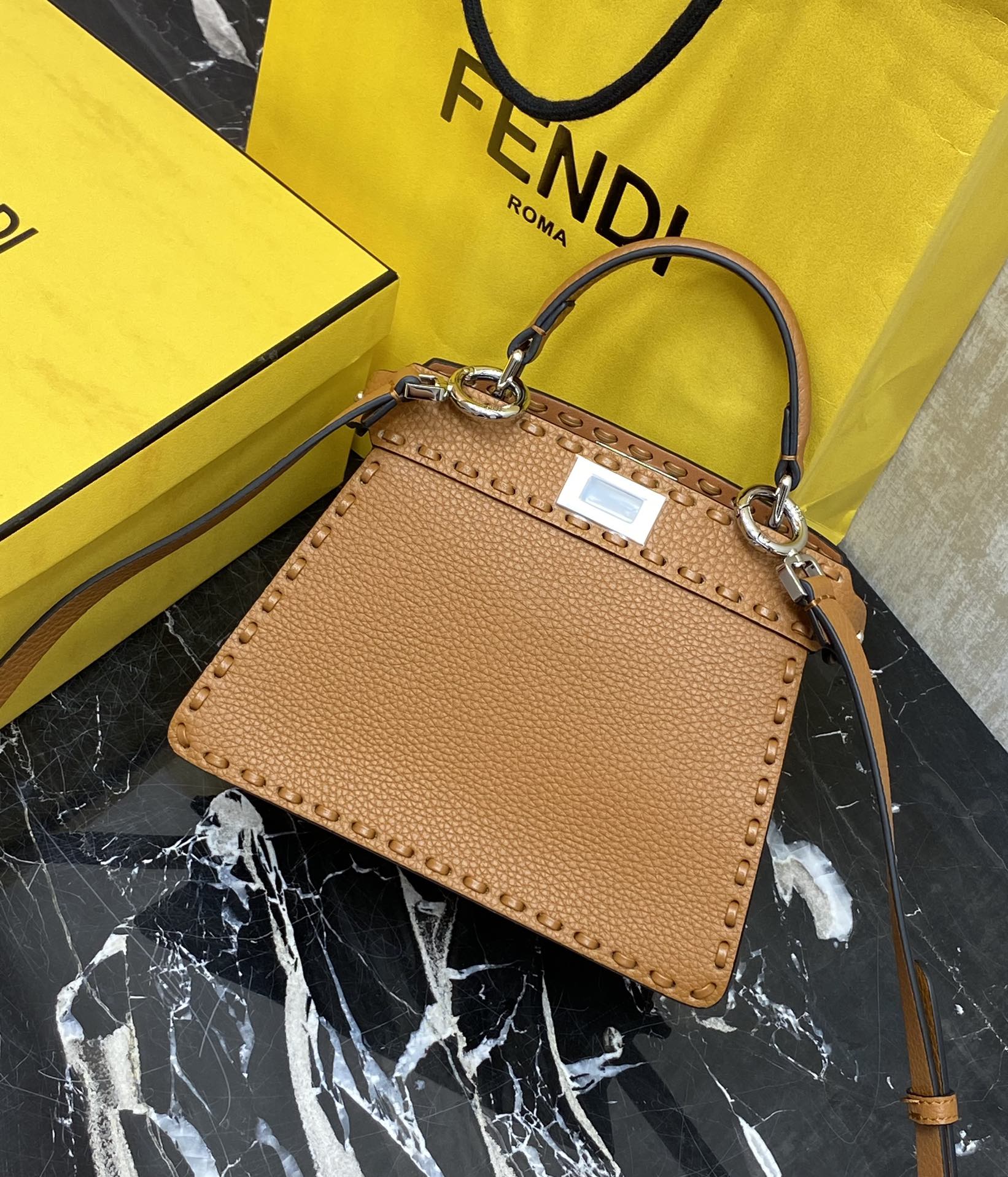 Fendi handmade bag latest hand-stitched peekaboo petite