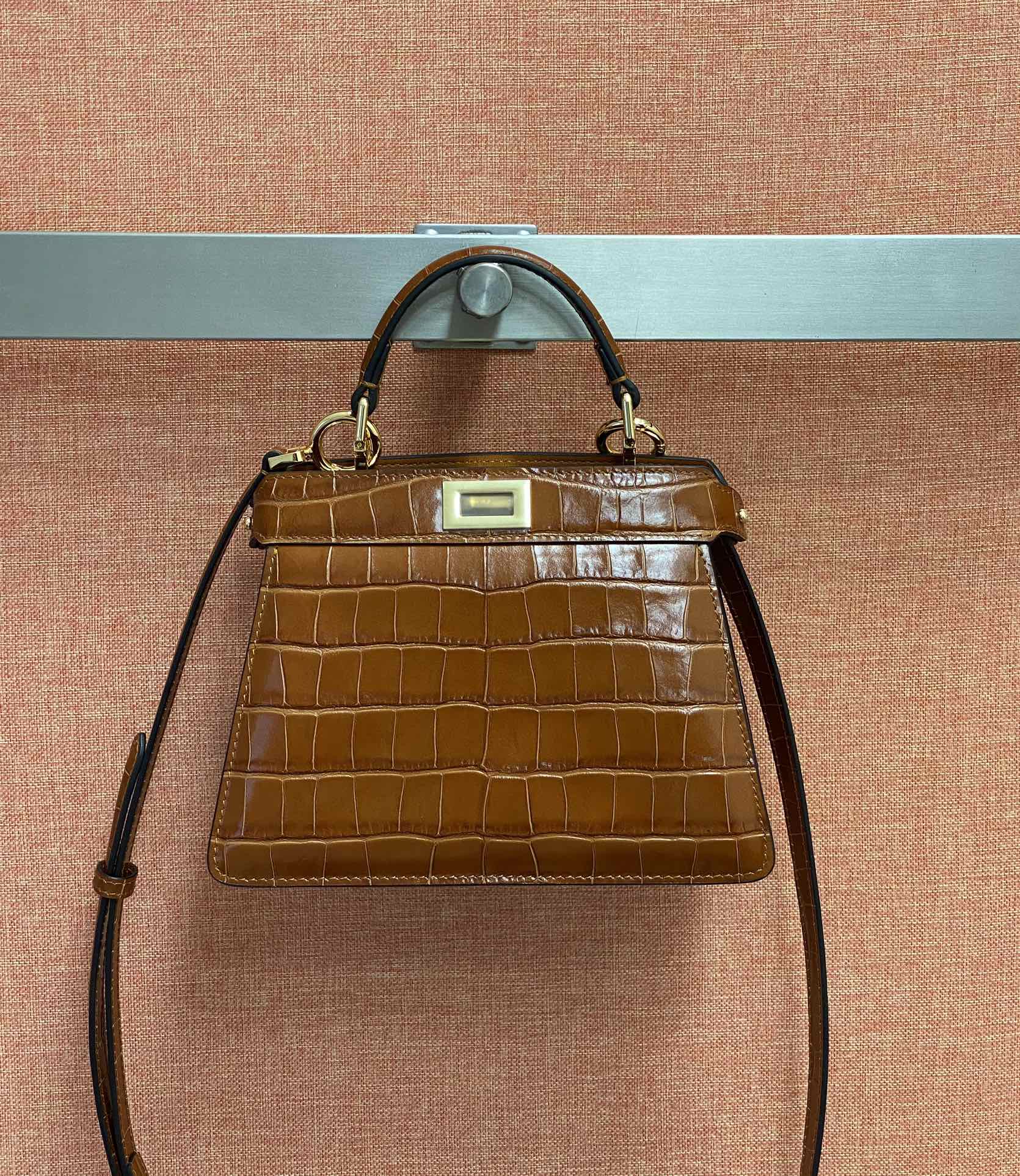 Fendi Single picture: the beautiful peekaboo petite
