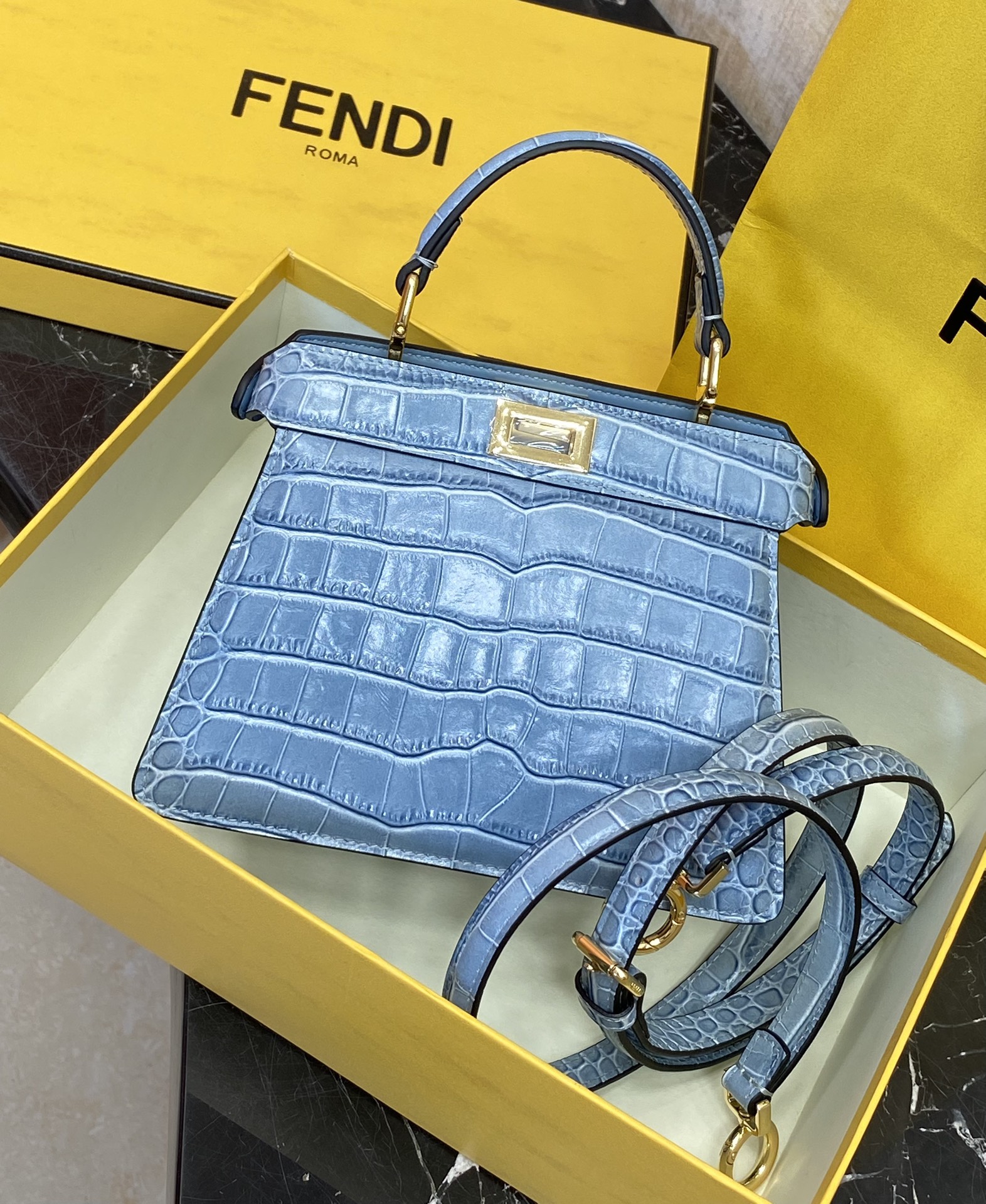 Fendi Single picture: the beautiful peekaboo petite