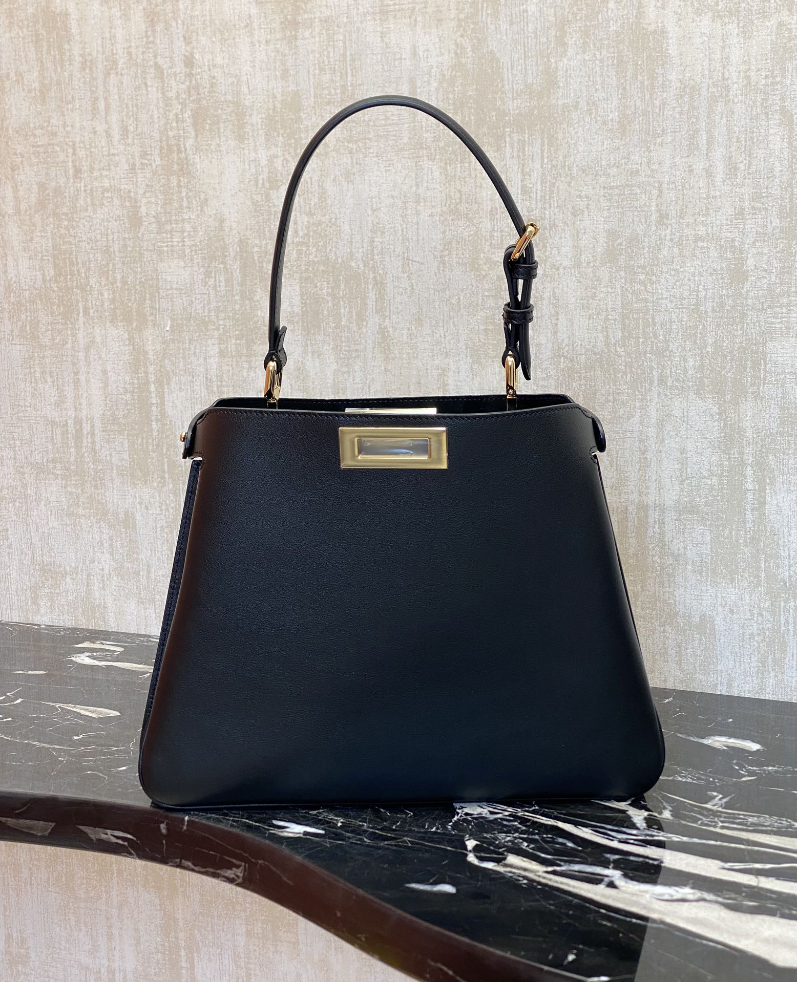 Fendi Details:, black (original leather)