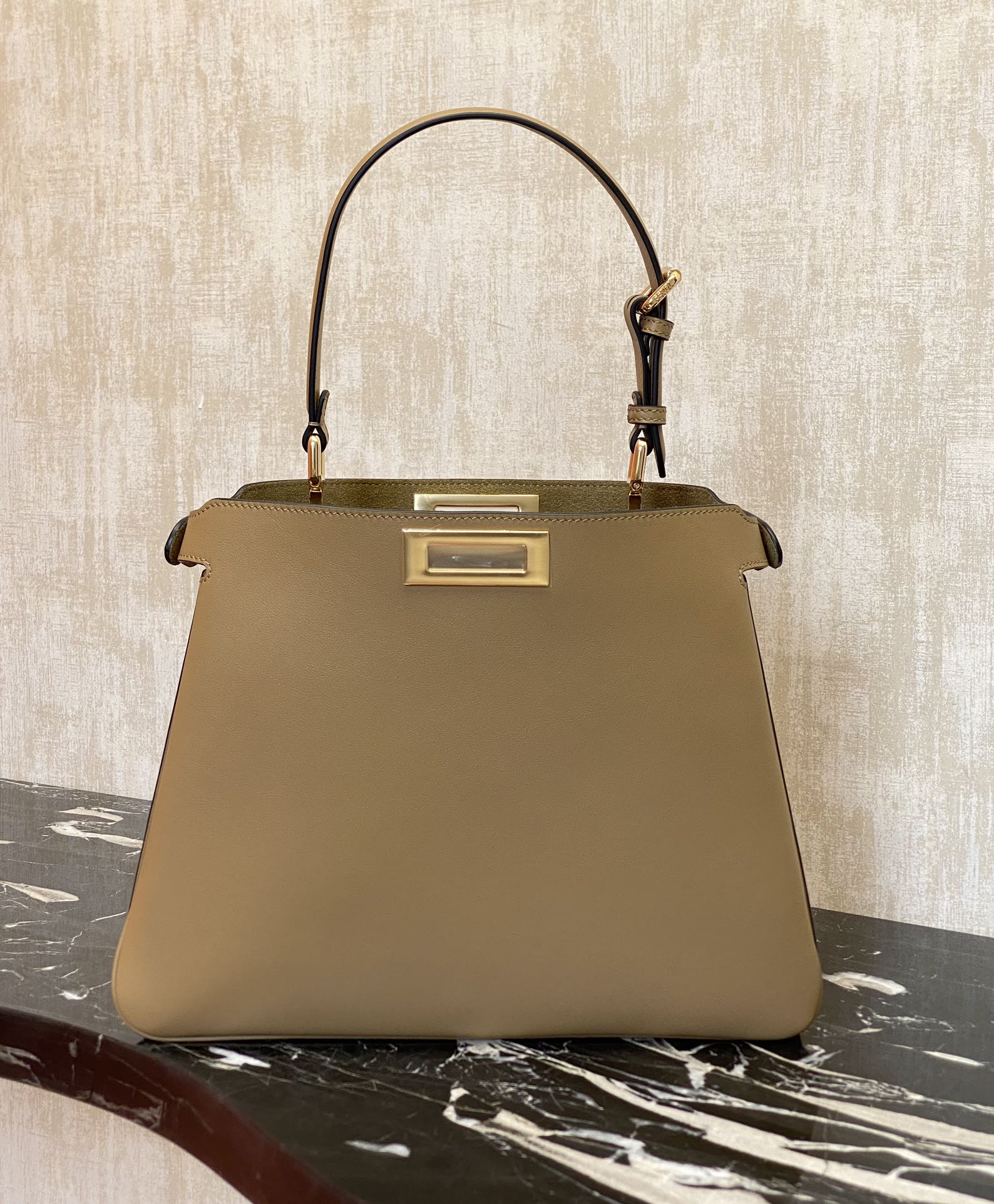 Fendi Details:, apricot color (original leather)
