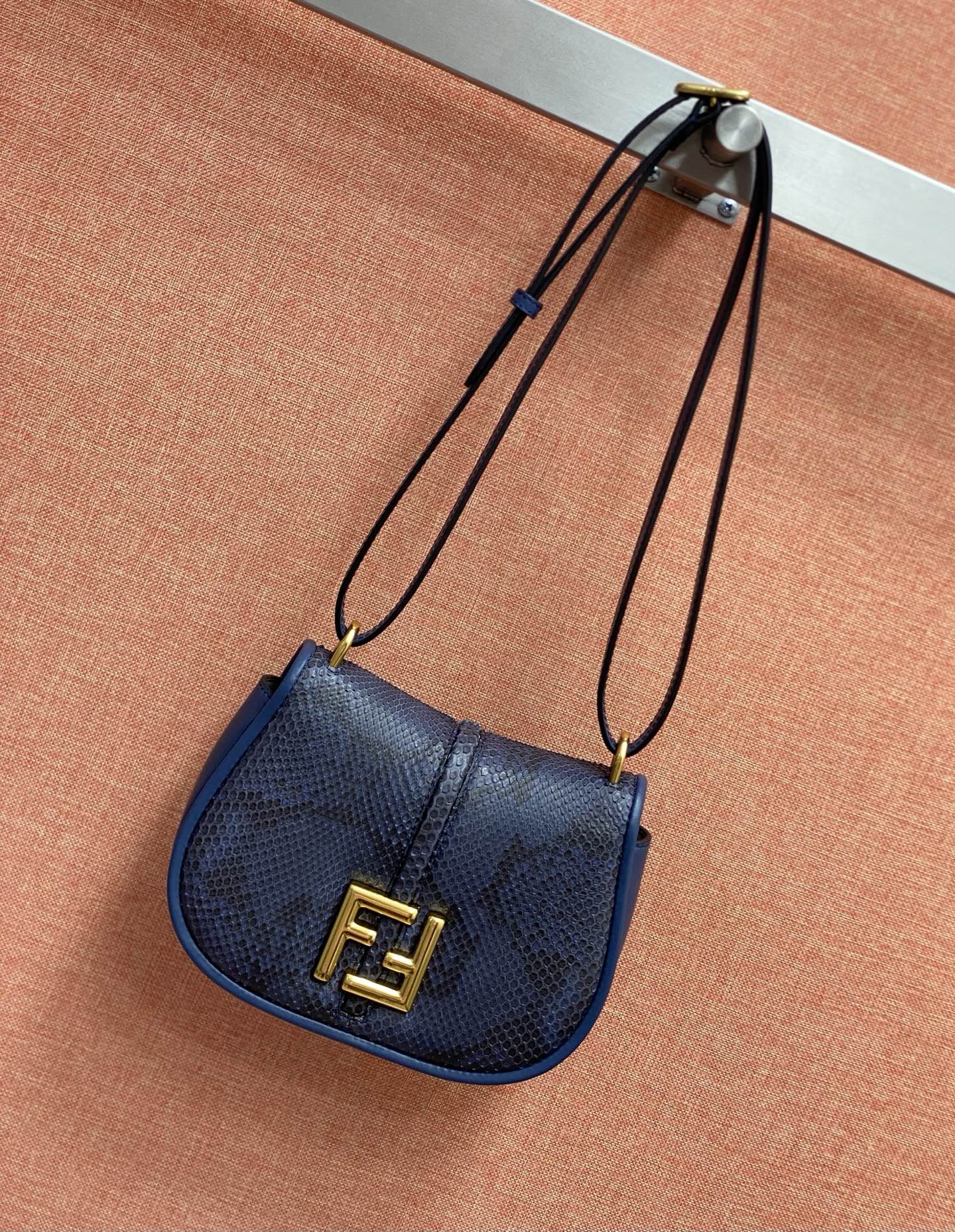 Fendi Special grade original factory [with full set of counter packaging]
