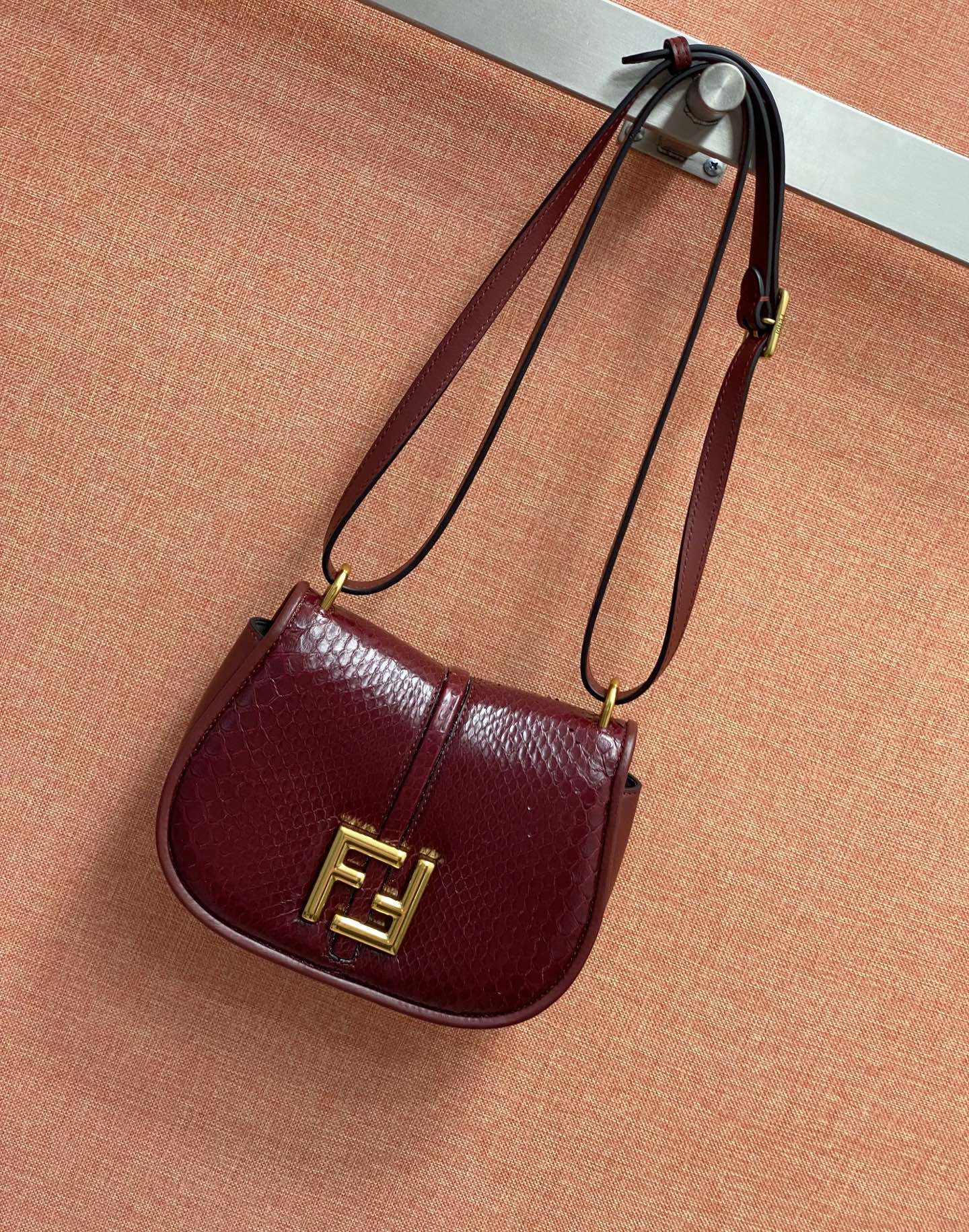 Fendi Special grade original factory [with full set of counter packaging]