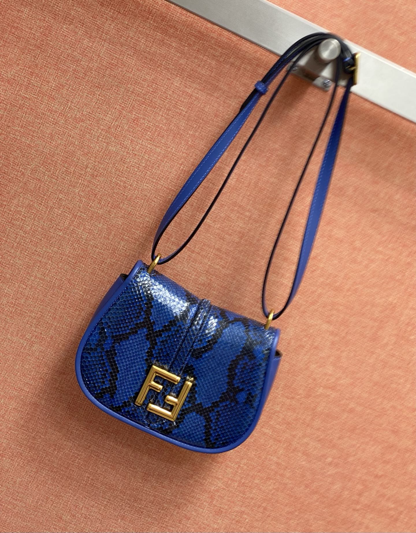 Fendi Special grade original factory [with full set of counter packaging]