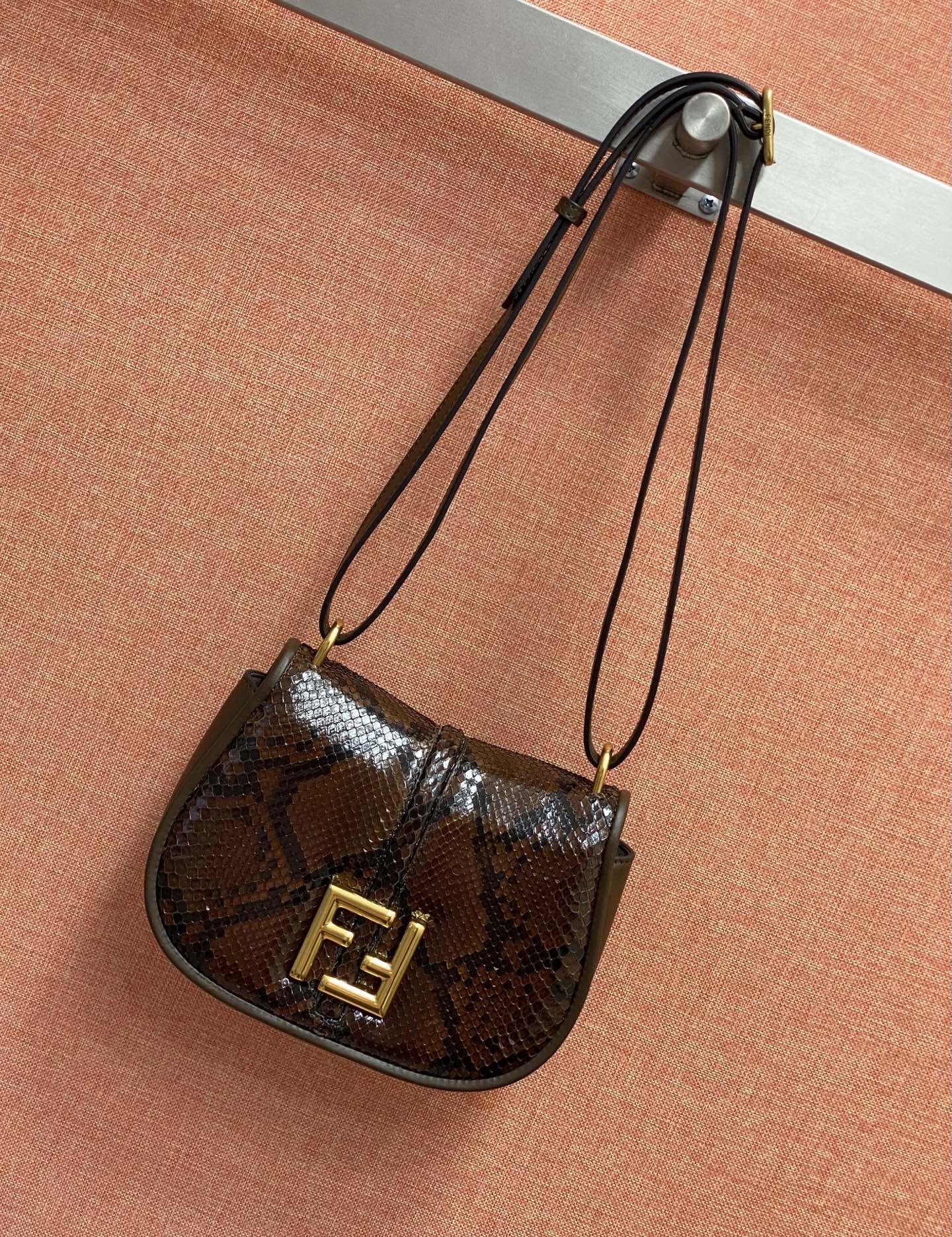 Fendi Special grade original factory [with full set of counter packaging]