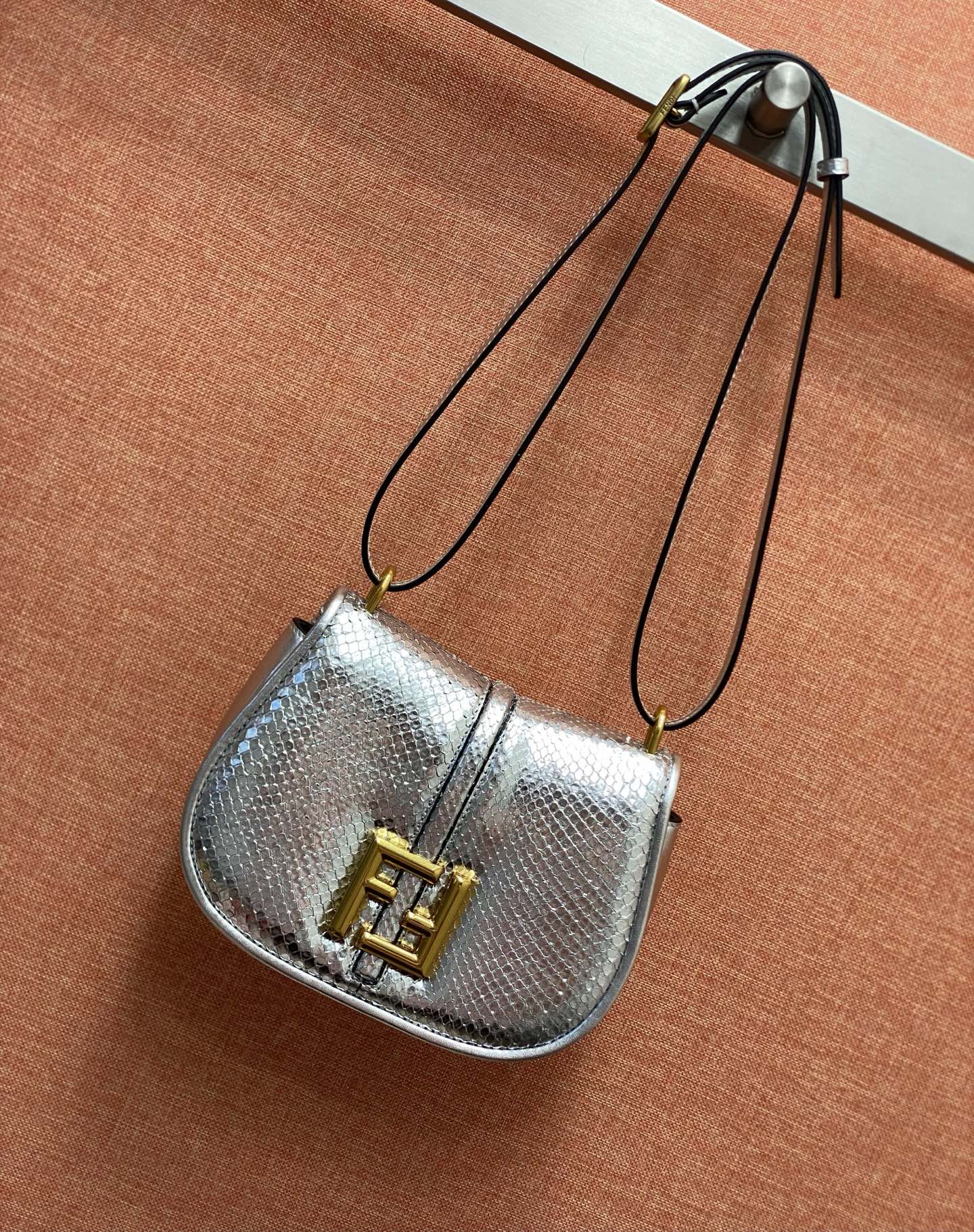 Fendi Special grade original factory [with full set of counter packaging]