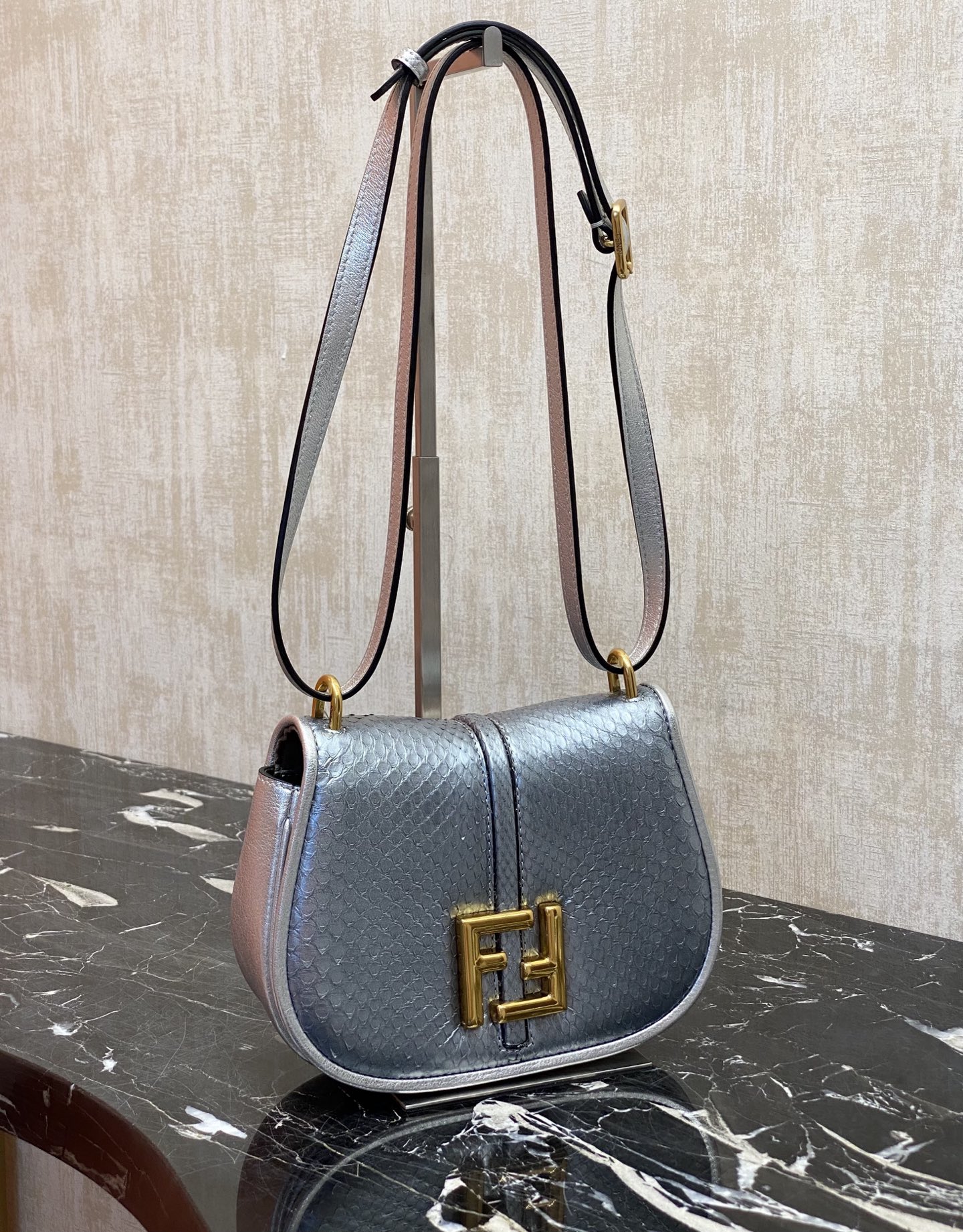 Fendi Special grade original factory [with full set of counter packaging]