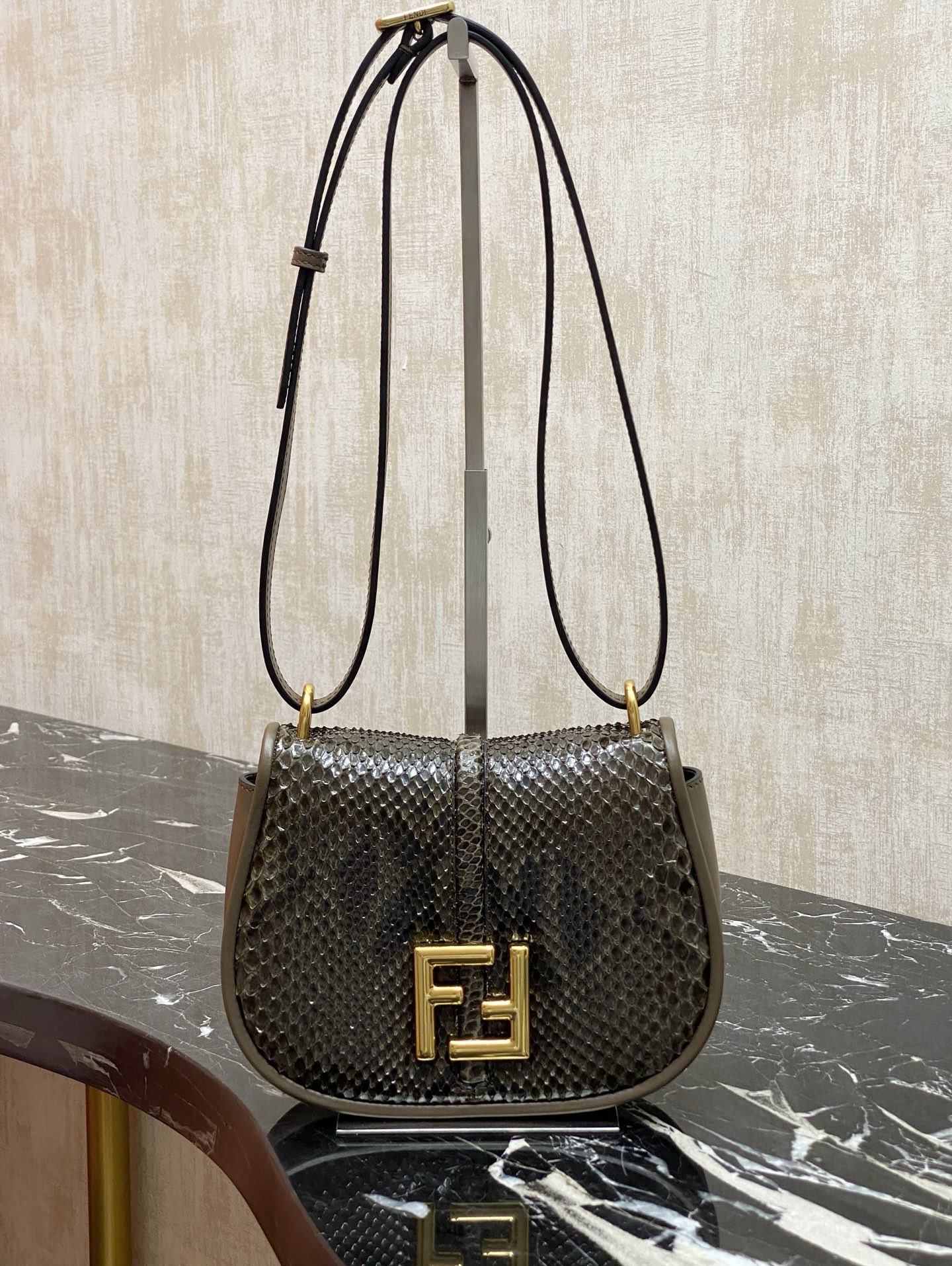 Fendi Special grade original factory [with full set of counter packaging]
