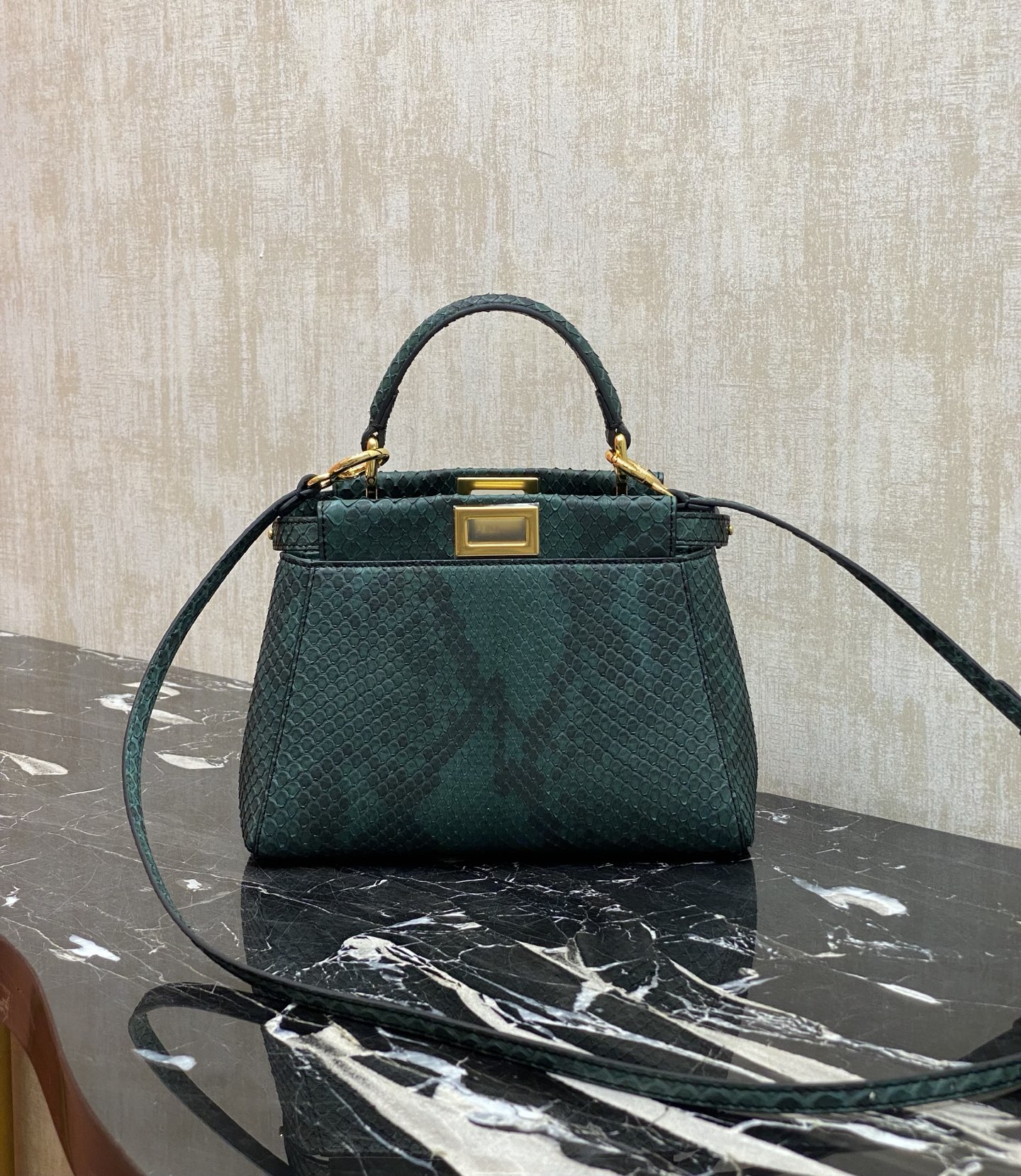 Fendi Special grade original factory [with full set of counter packaging]