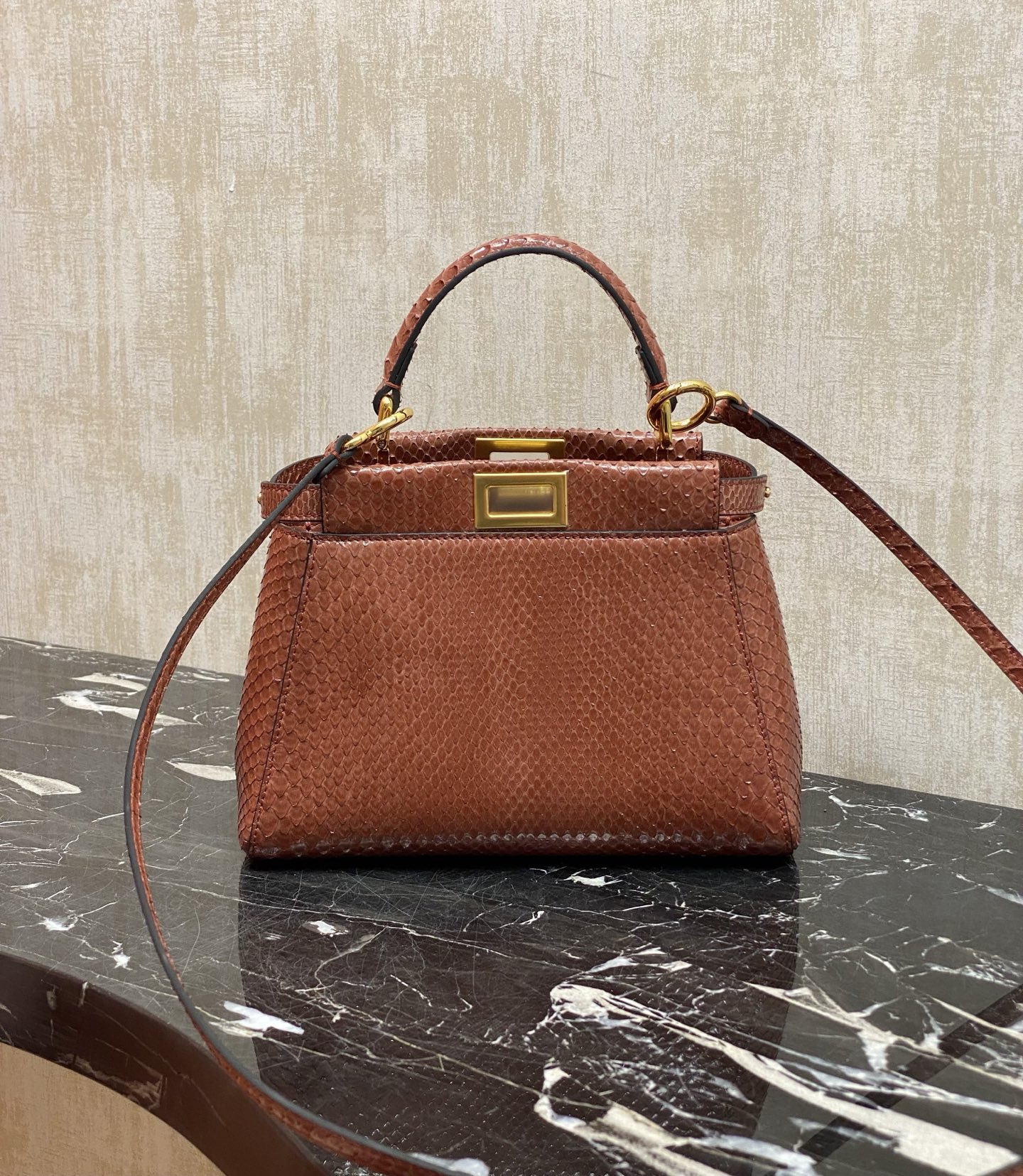 Fendi Special grade original factory [with full set of counter packaging]
