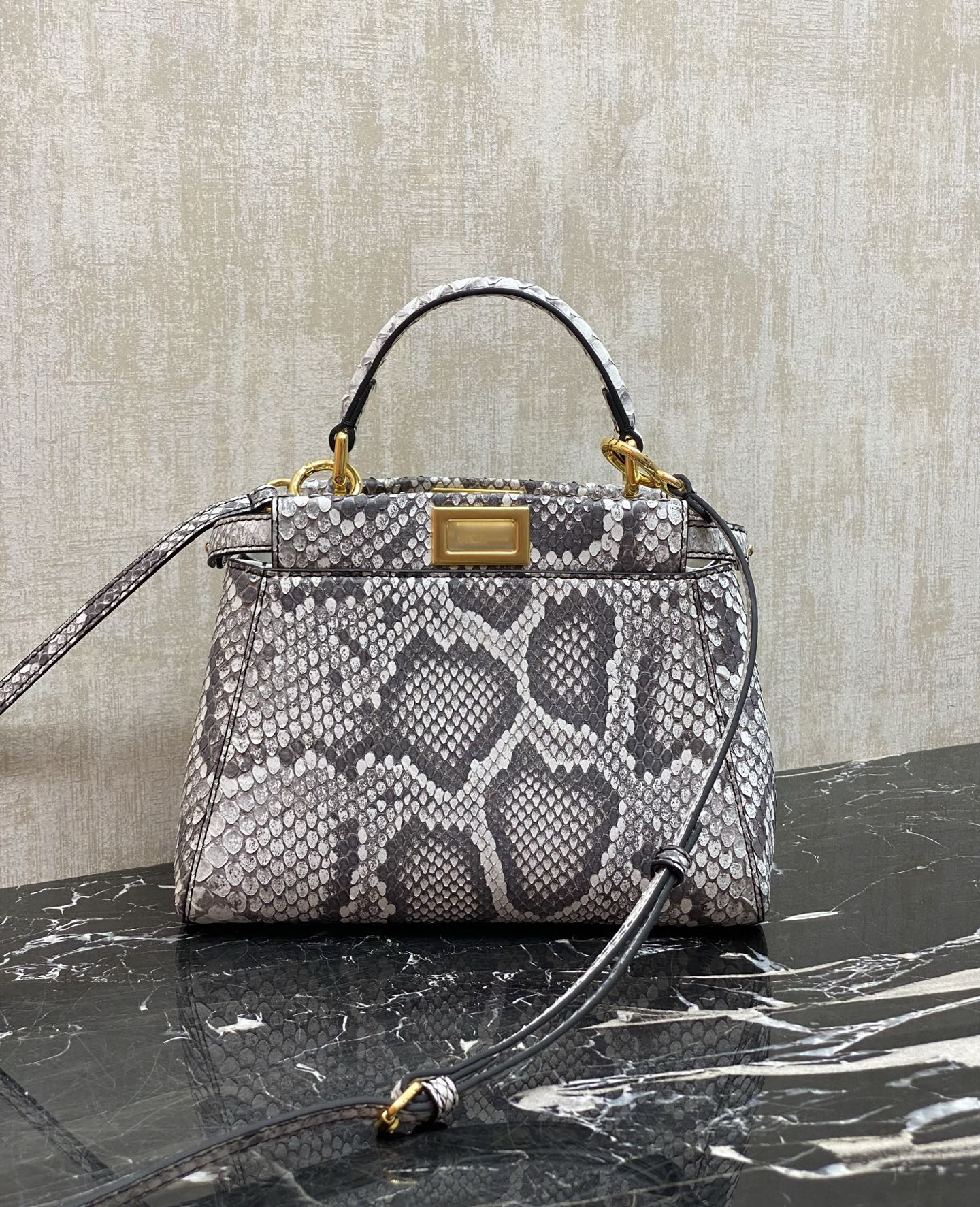 Fendi Special grade original factory [with full set of counter packaging]