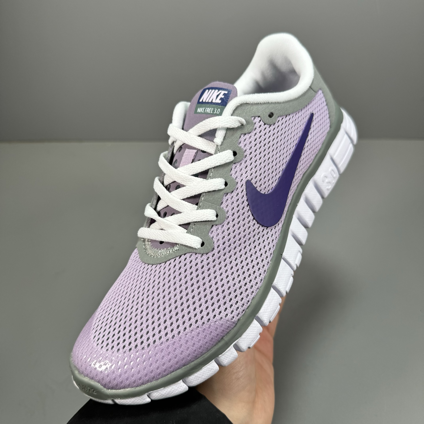  奥特莱斯订单 NIKE FREE 3.0 赤足跑步鞋  质感新焕升级，专为短打跑造#鞋如面袜般子柔贴软