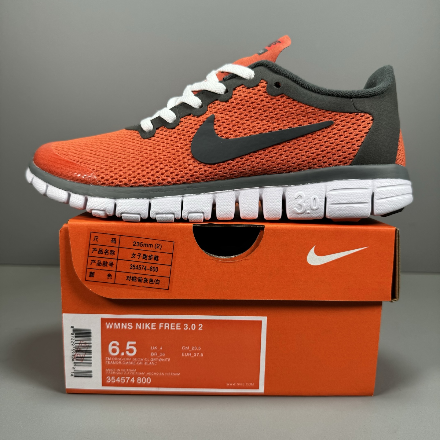  奥特莱斯订单 NIKE FREE 3.0 赤足跑步鞋  质感新焕升级，专为短打跑造#鞋如面袜般子柔贴软