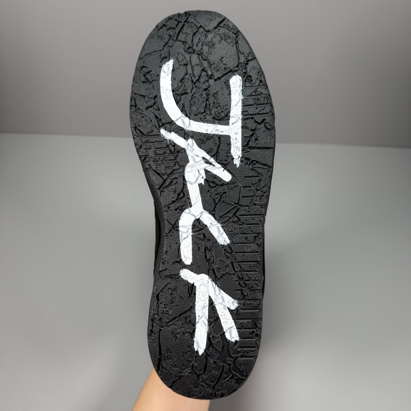  Travis Scott x Jordan Jumpman Jack  中帮 棕色 尺码36-47.
