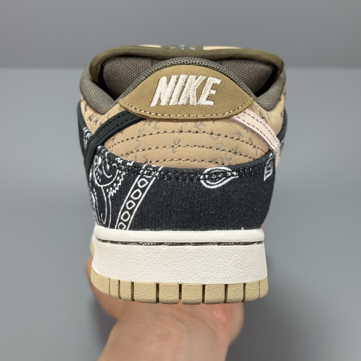 Travis Scott x NK SB Dunk Low TS联名腰果花 CT5053-001 原厂