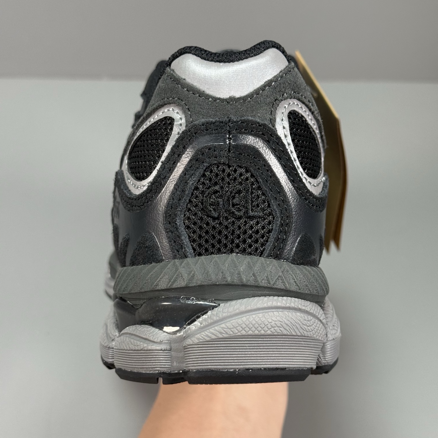  纯原 Asics Gel-NYC 亚瑟士运动休闲透气专业跑鞋 1203A663-101
#鞋面采用反