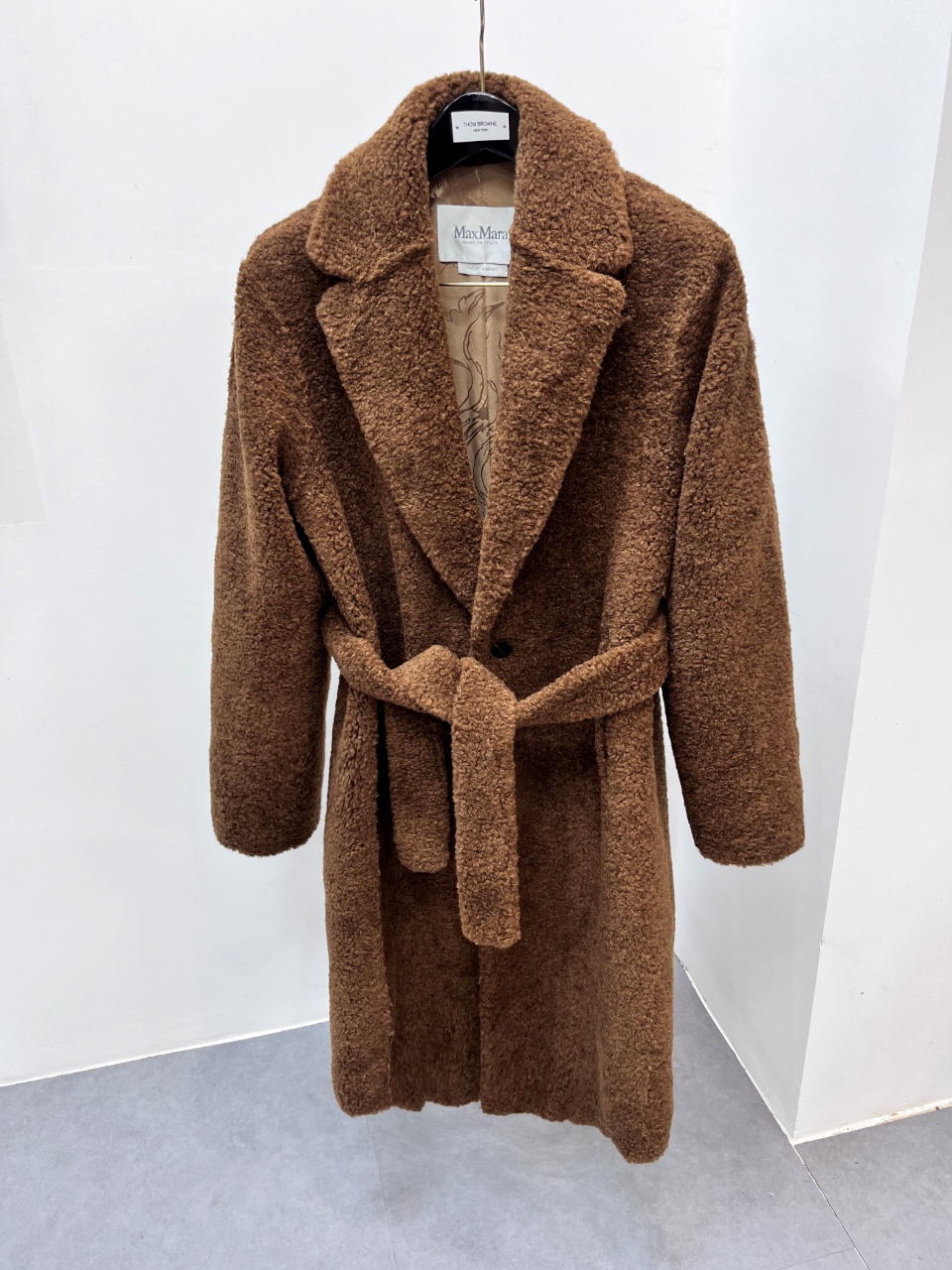 NO:676238,Special price brand Max Mara Material imported Australian wool Craftsmanship Size 48-56 (special size customization), Top Customize19860909特价 品牌麦斯码拉 材质进口澳洲羊毛 工艺 尺码48-56（特殊尺码定制）,,Top Customize1,Men's clothing