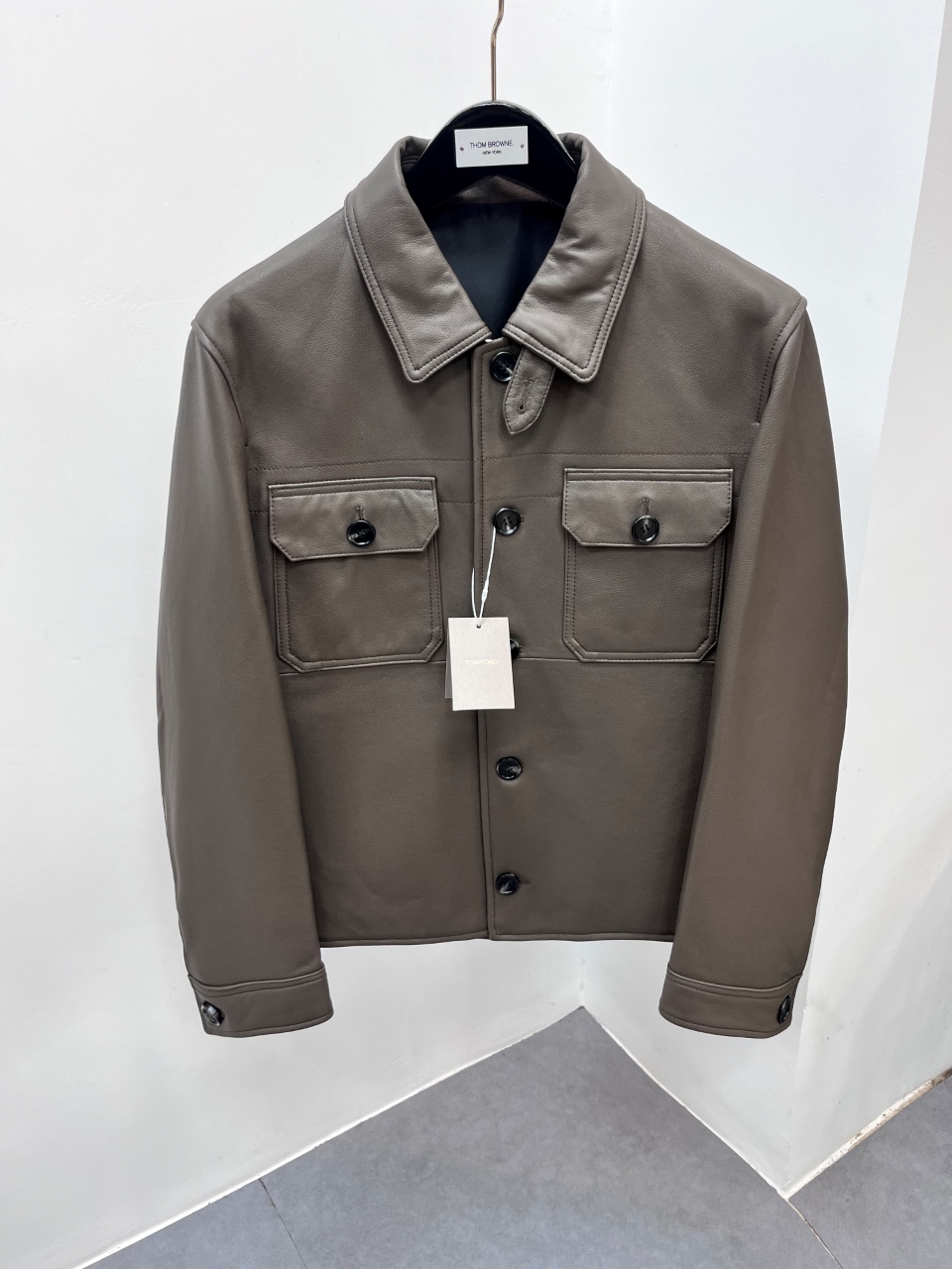 NO:676251,Brand tomFord material imported sheepskin craftsmanship size 48-56 (special size customization),,tom ford,sheepskin,Top Customize119860909品牌tomFord 材质进口绵羊皮 工艺 尺码48-56（特殊尺码定制）,,tom ford,sheepskin,Top Customize1,Men's clothing