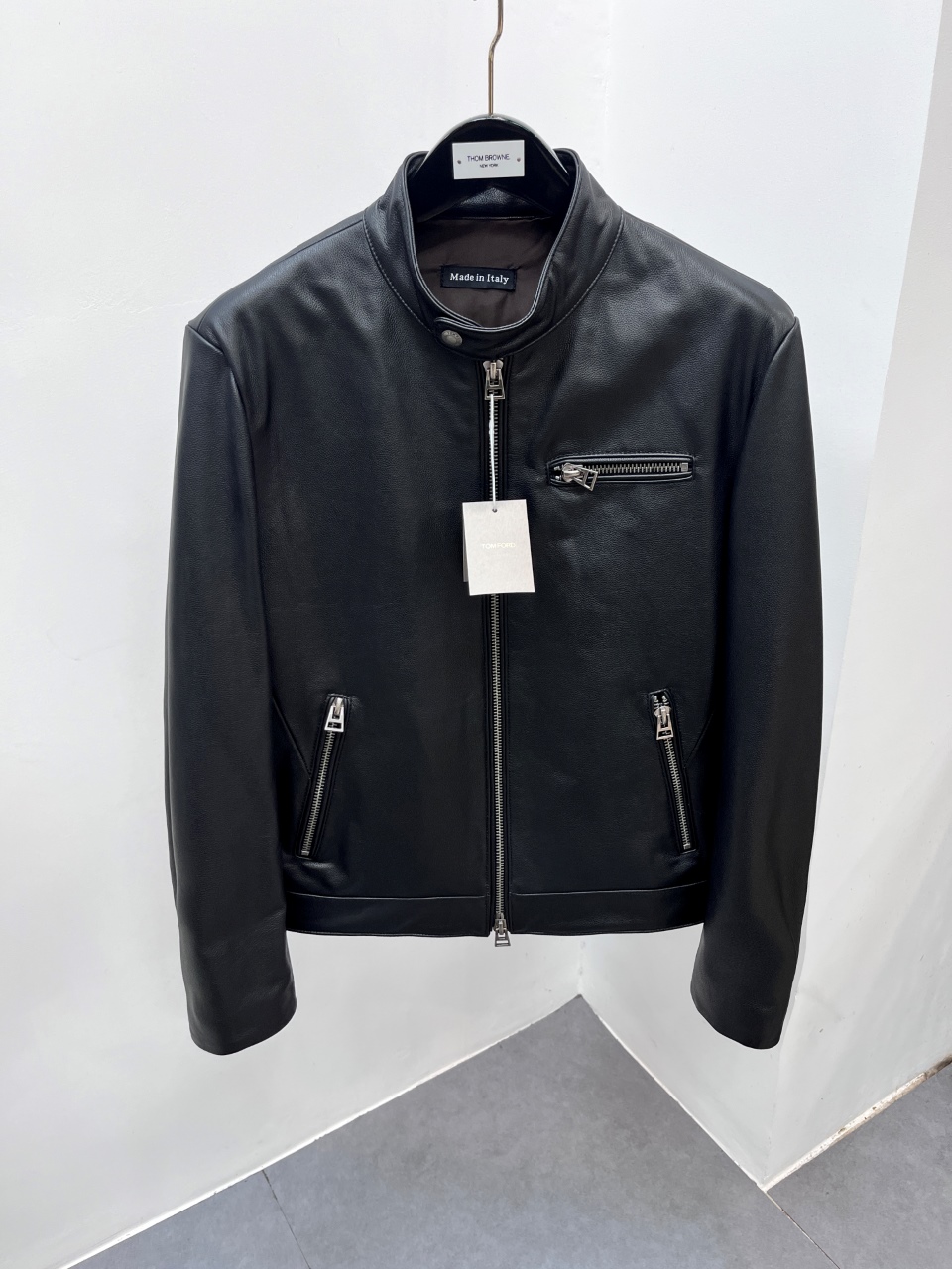 NO:675928,Brand tomFord Material imported cowhide Craftsmanship Size 48-56 (special size customization),,tom ford,cowhide,Top Customize119860909品牌tomFord 材质进口牛皮 工艺 尺码48-56（特殊尺码定制）,,tom ford,cowhide,Top Customize1,Men's clothing