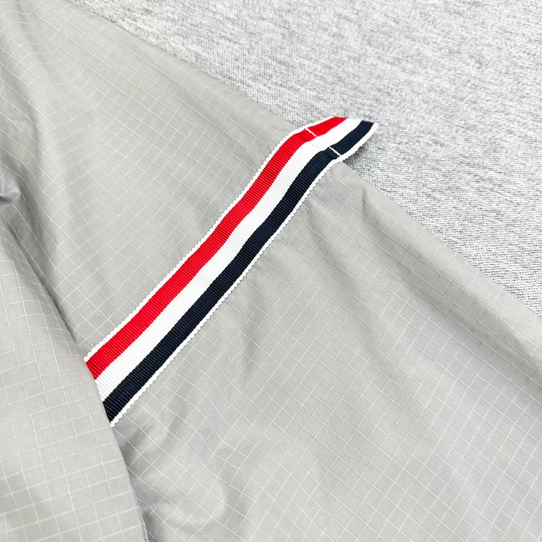 Sunwind Protection Coats: Red, White, Blue Fabric, Custom Dark Grained, Button-Up Design (M-2XL) - 图片 5