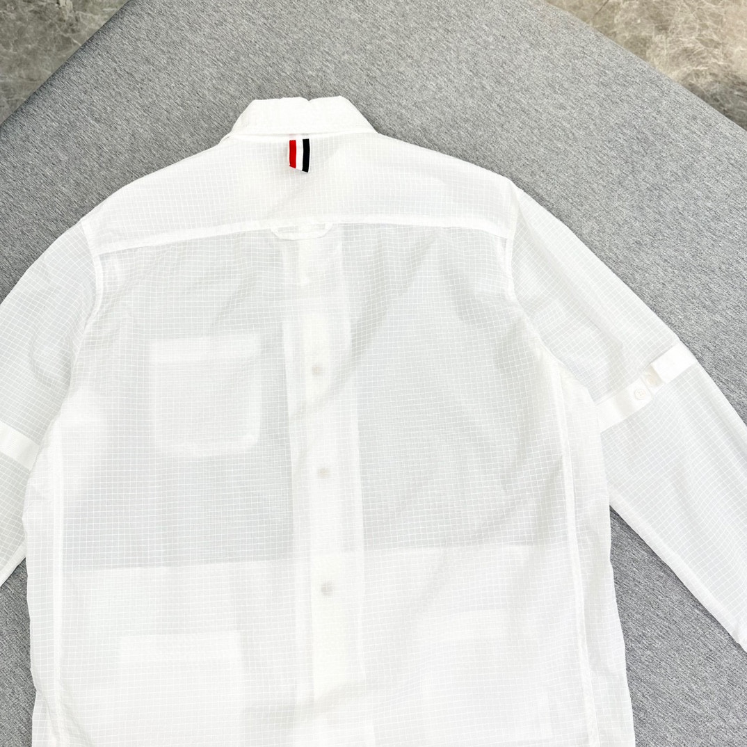 Customized Red, White, and Blue Fabric Coats for Sunwind Protection – Button-Up Decorations, Recommended for All Sizes - 图片 9