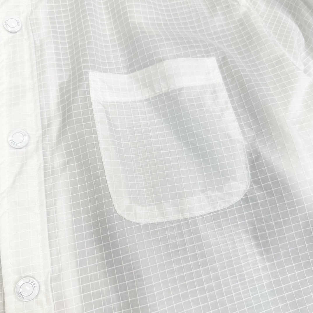 Customized Red, White, and Blue Fabric Coats for Sunwind Protection – Button-Up Decorations, Recommended for All Sizes - 图片 5