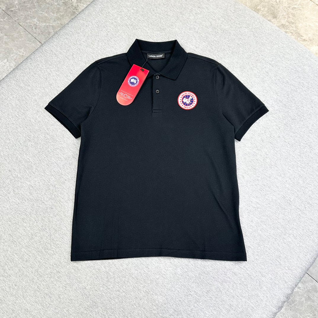 “P650 Canadian Goose Polo Shorts: Classic Design with Customized Cozy Cotton Fabric”