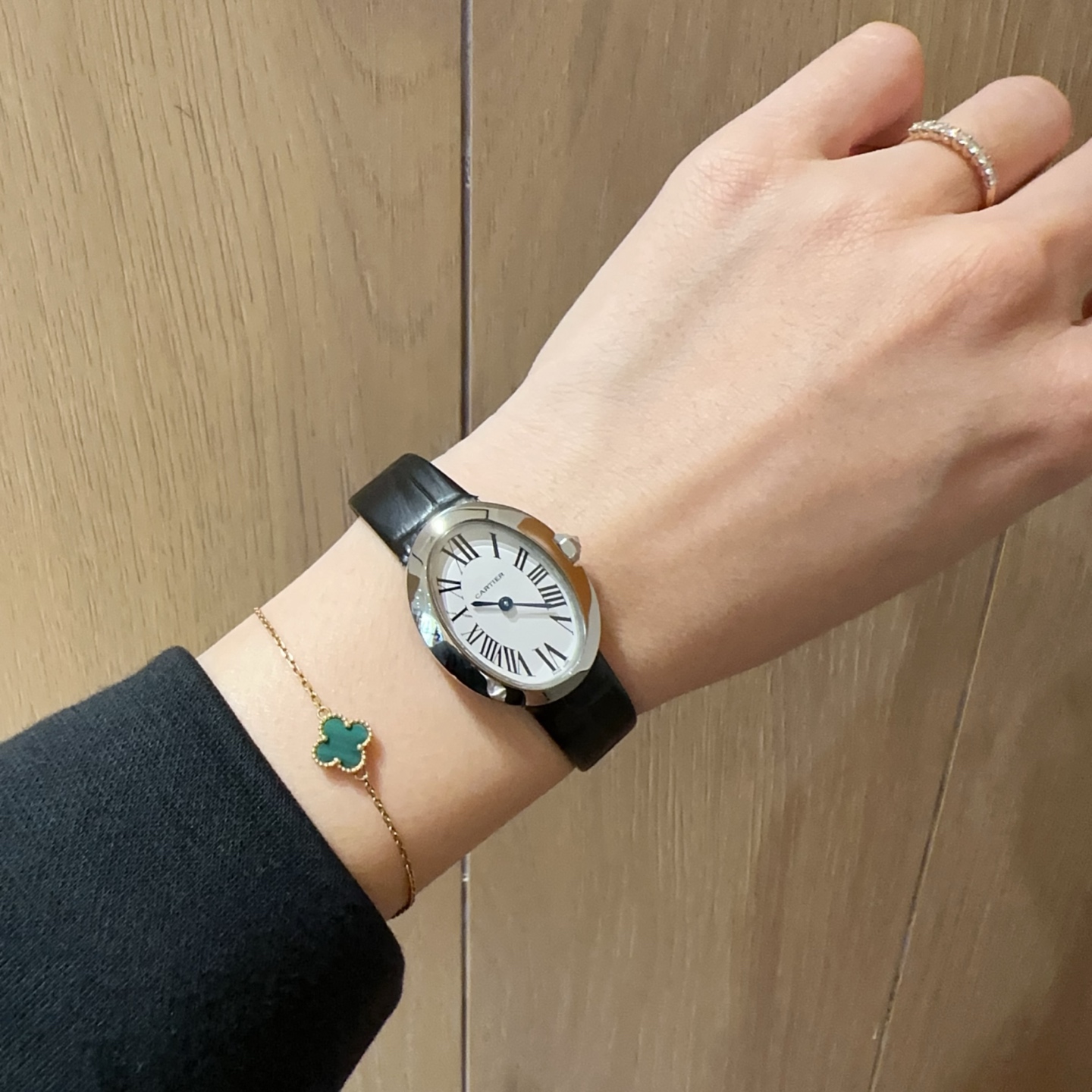 Cartier Baignoire Small Model Watch - Élégance et Raffinement au Quotidien