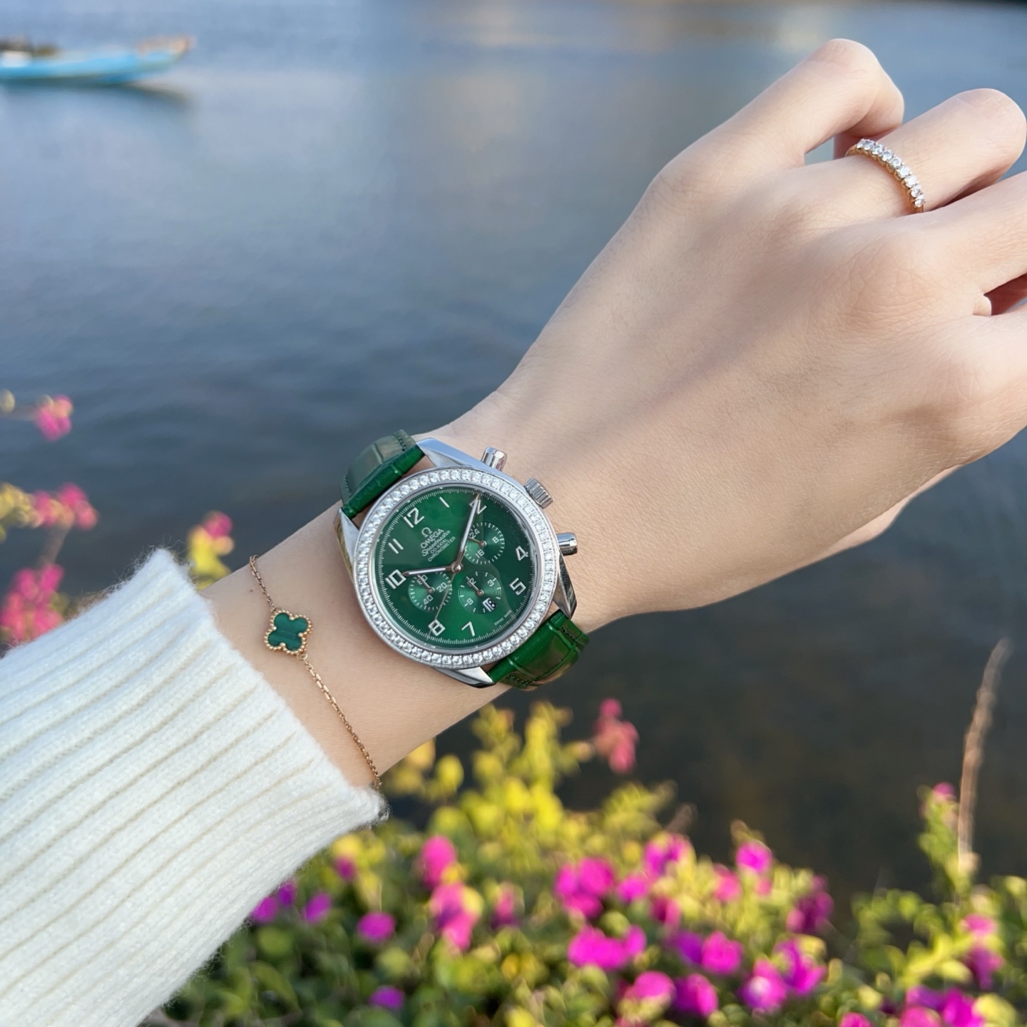 Omega（欧米茄） Style Beige Watches Lookbook Reference image 1