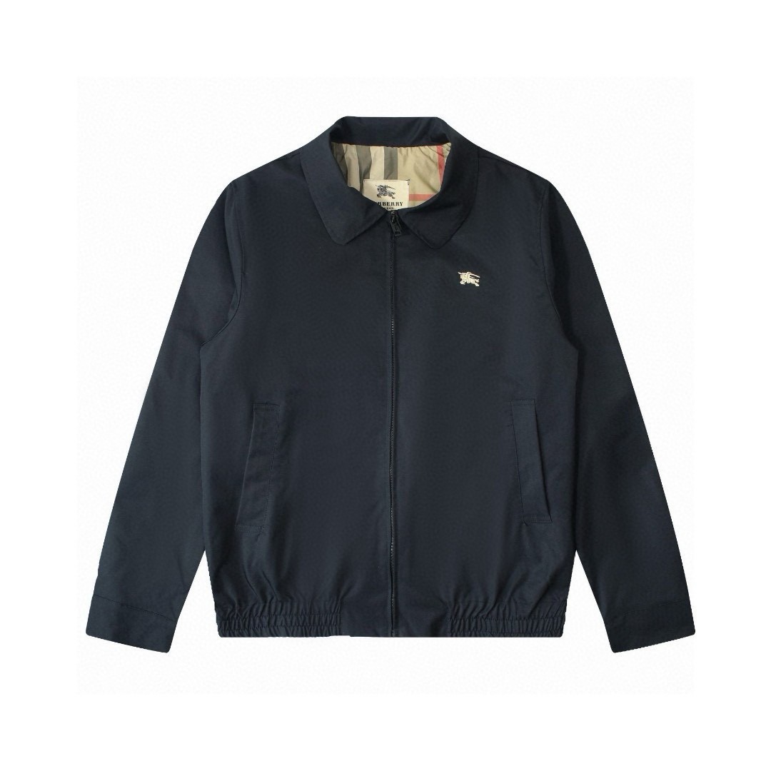 Nuevo número de modelo: B125 BURBERRY La nueva chaqueta de solapa clásica con bordado de caballo de guerra de Burberry …