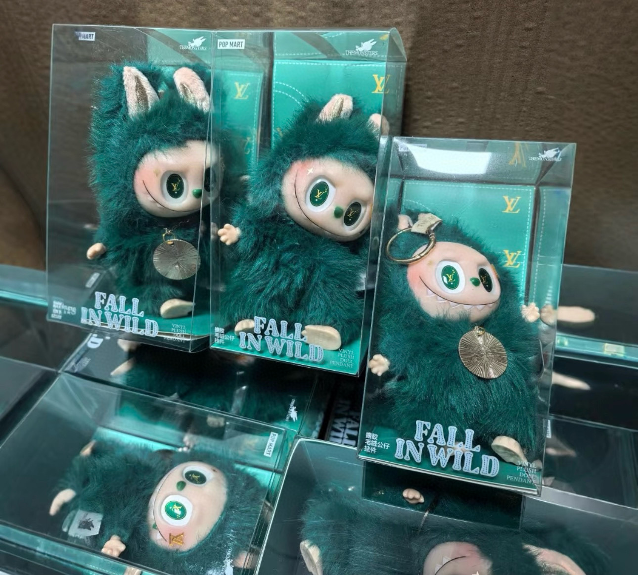 泡泡玛特拉布布LABUBU限定款Lv绿色小首领闪闪 88💰