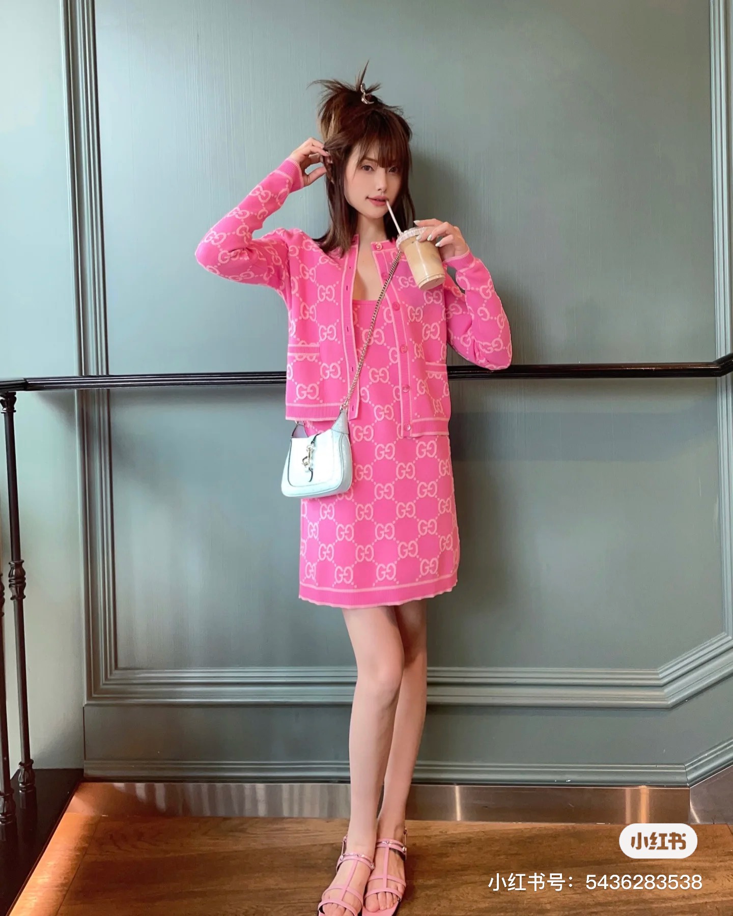 NO:314565,Beautiful woman's upper body picture, alexander wang19860909美女上身图,,alexander wang,Women's clothing