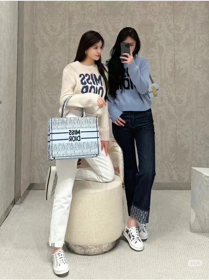 NO:503863,Beautiful woman's upper body picture, alexander wang19860909美女上身图,,alexander wang,Women's clothing